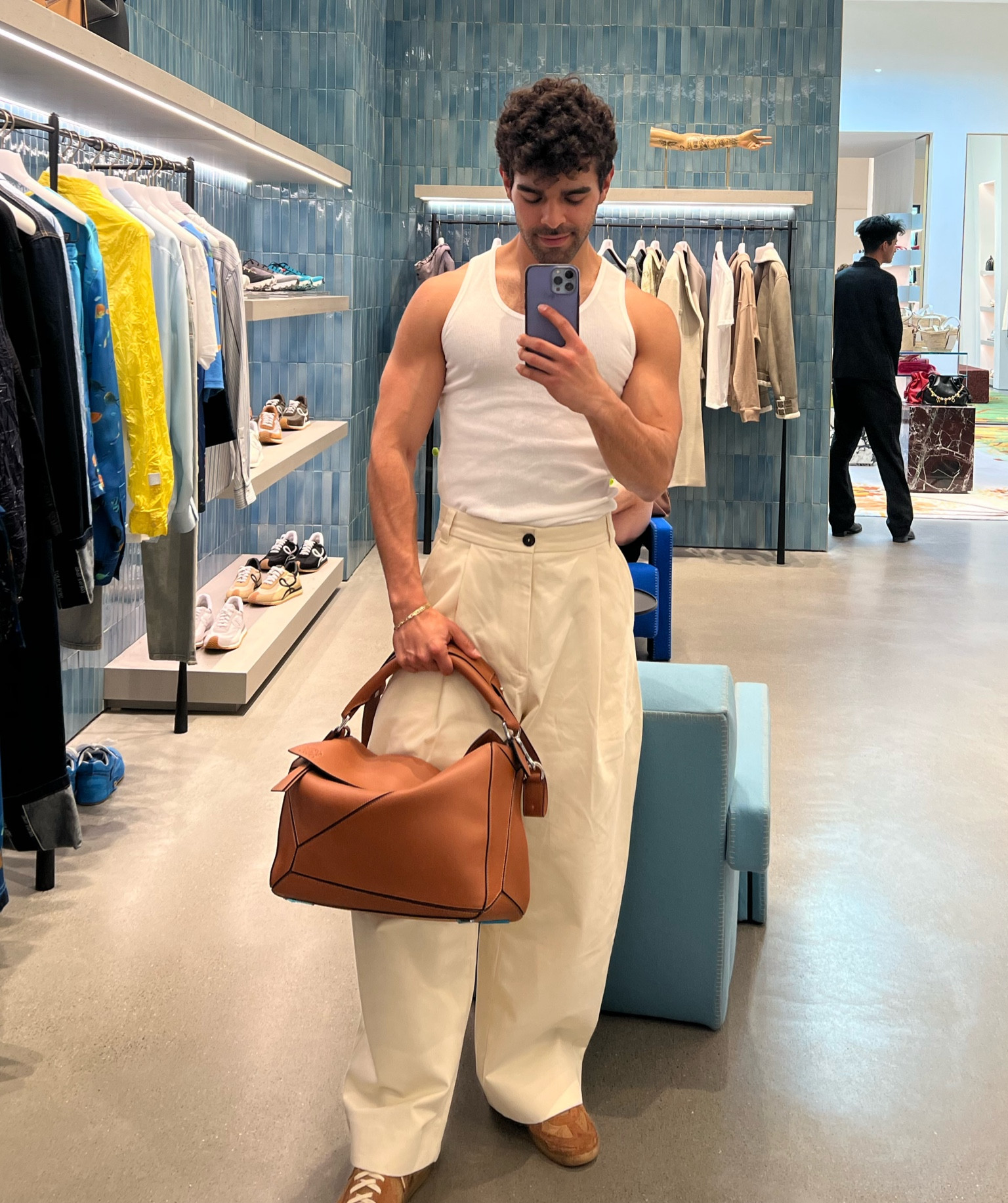 Secured the bag  

#LTKmens #LTKitbag