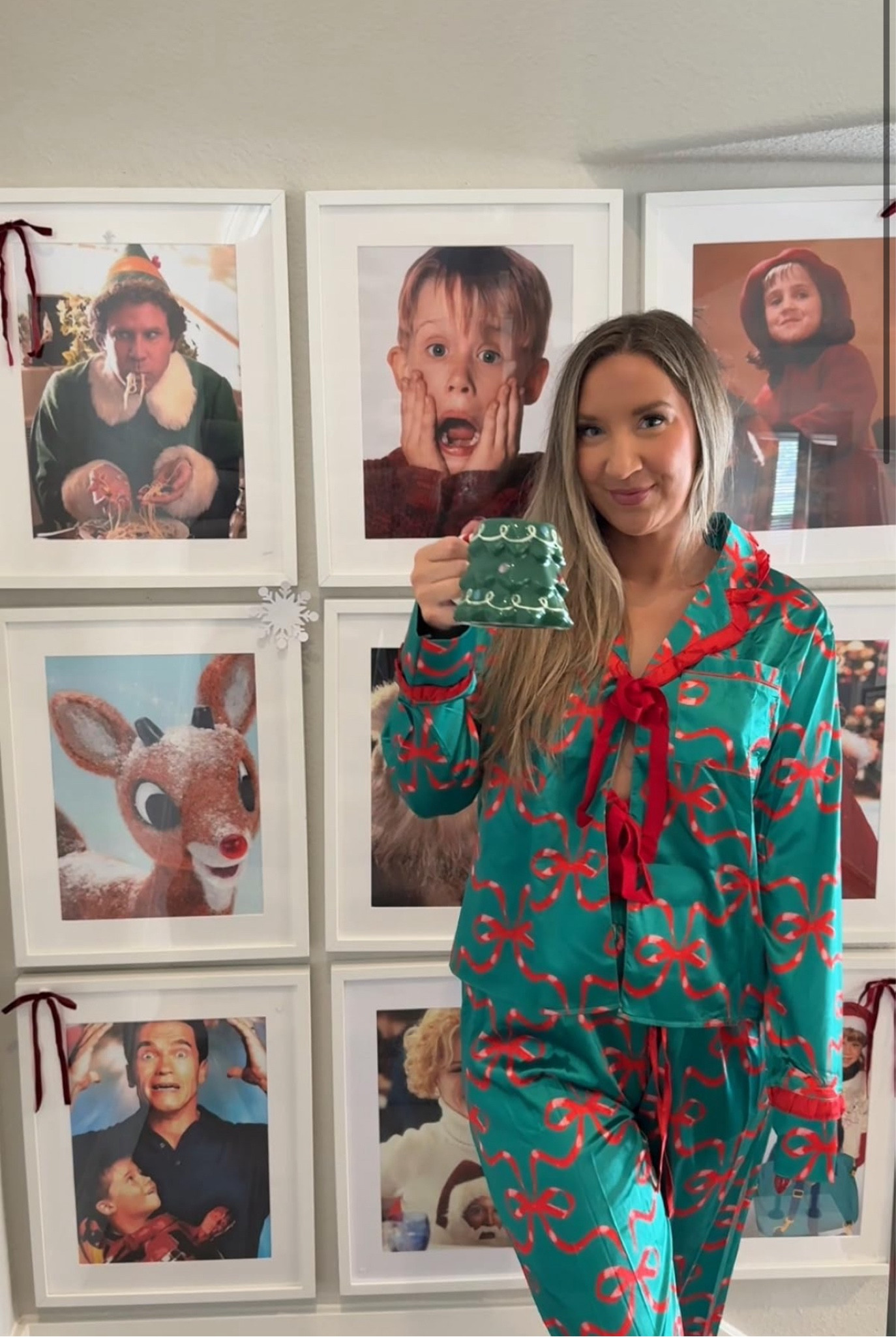 DIY holiday photo wall! Adds such a fun festive touch 🤩

Seasonal, decorations, home, Christmas, movies, nostalgia, nostalgic, pajama, frames, Amazon 

#LTKFindsUnder100 #LTKSeasonal #LTKHoliday