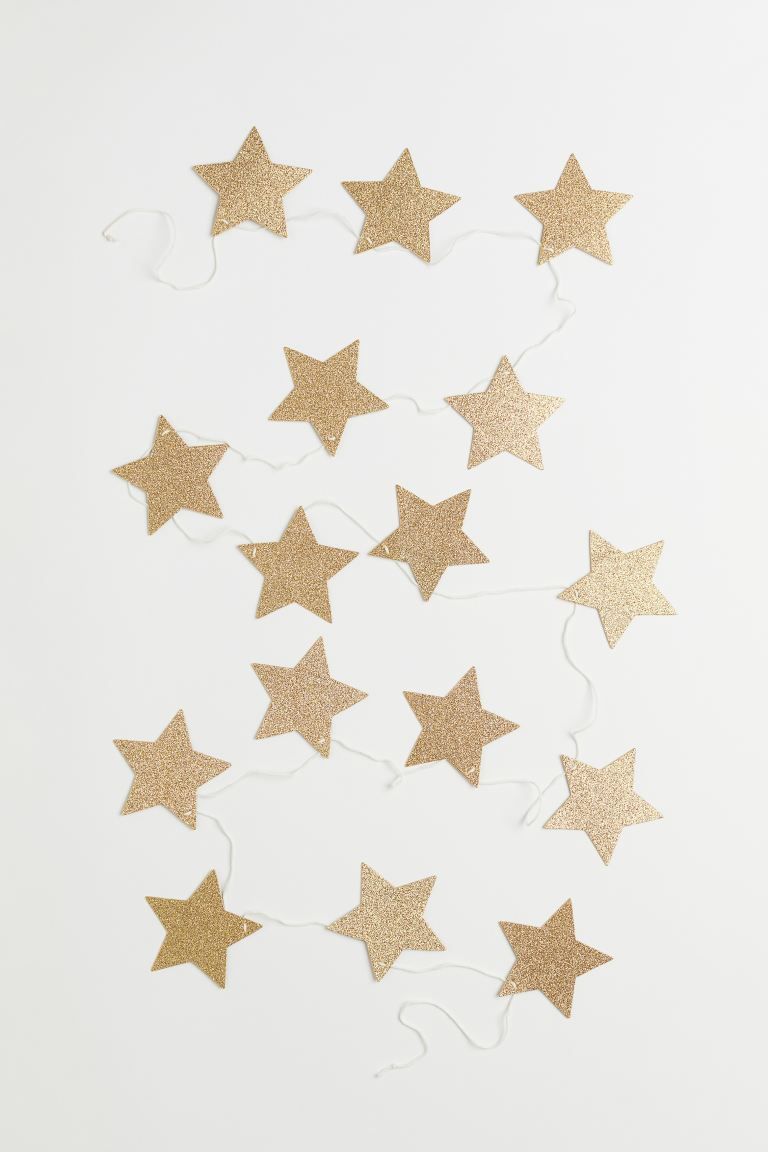 Garland with Glittery Star Pennants | H&M (US + CA)