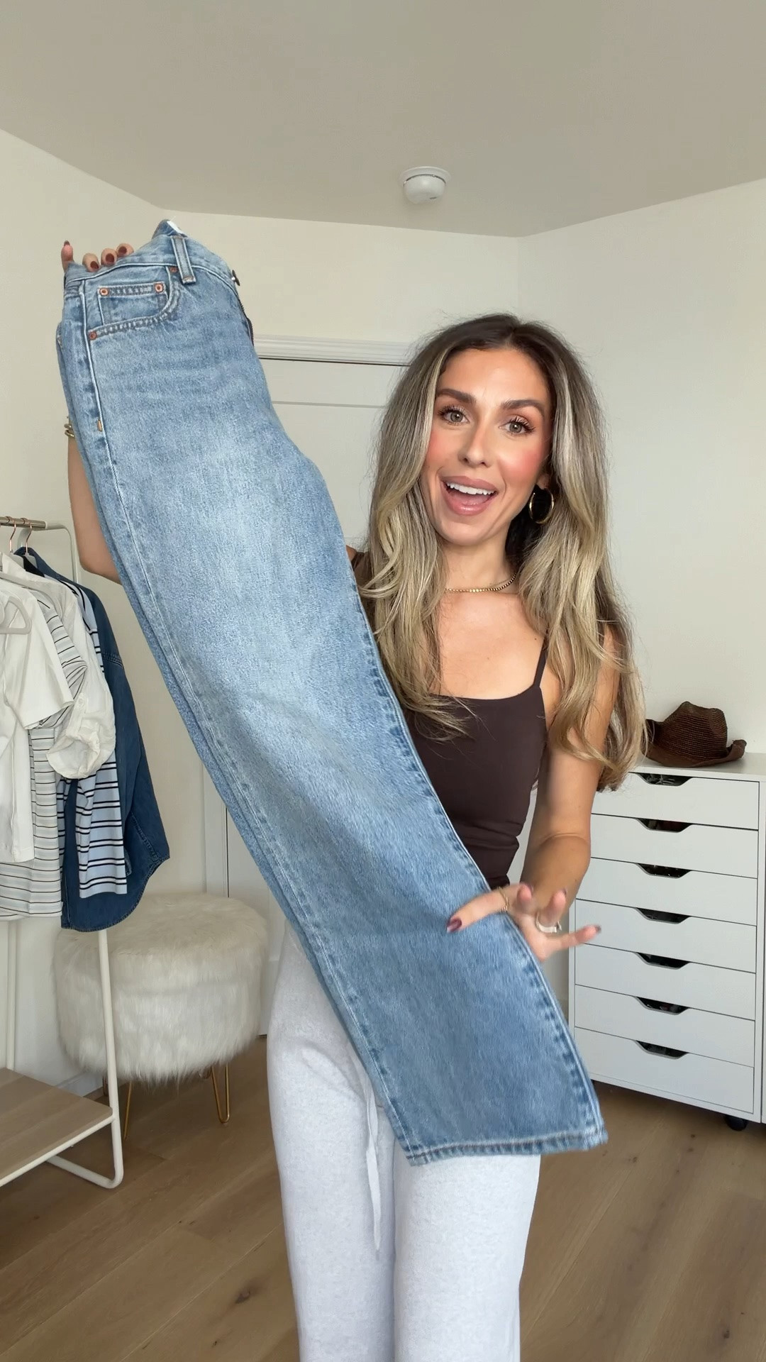 I’m 5’2 and grabbed the Aritzia ankle jeans hoping they’d be the perfect length and I was noooooot wrong 😍 they’re 13/10!

#LTKgrwm #LTKootd #LTKPetite
