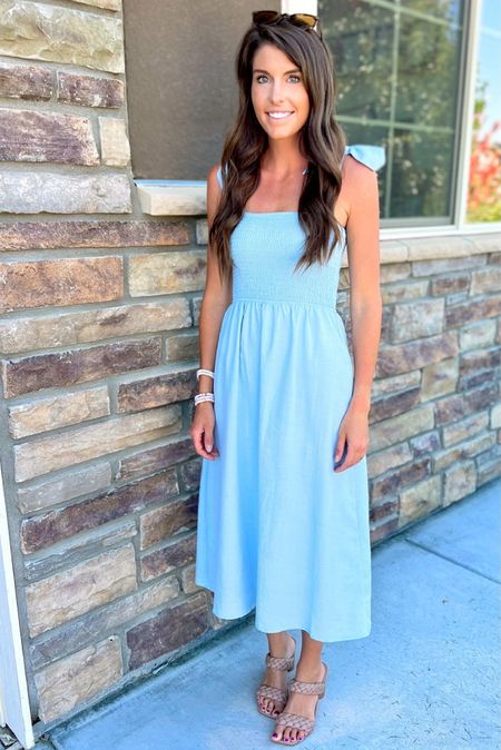 Loving this blue smocked maxi dress paired with these nude braided heels sandals from Target! Perfect and easy spring look!
#outfitinspo #fashionfinds #affordablestyle #capsulewardrobe