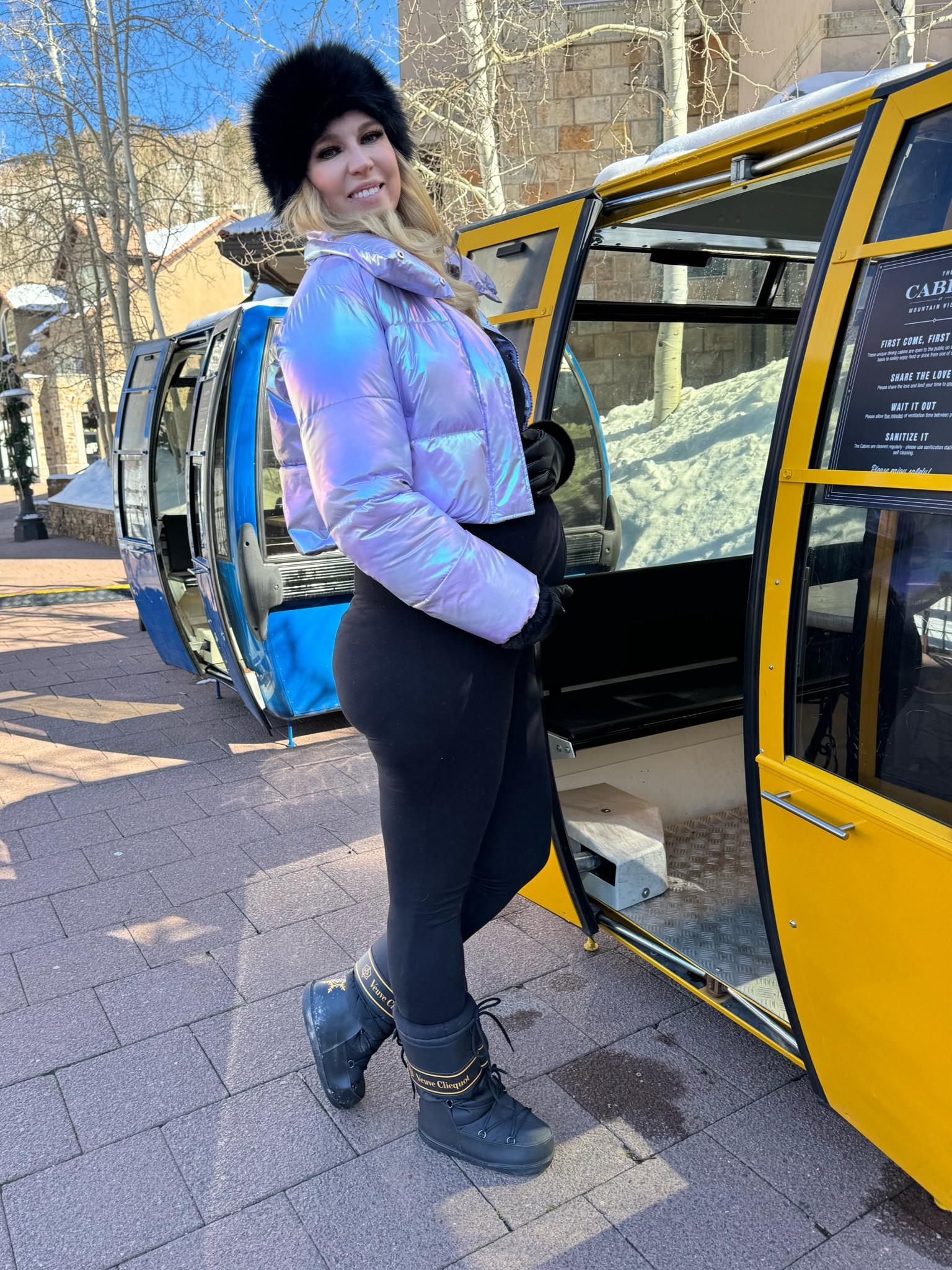 Chrome jacket, telluride outfit, winter fashion, rent the runway 

#LTKSeasonal #LTKtravel #LTKbump