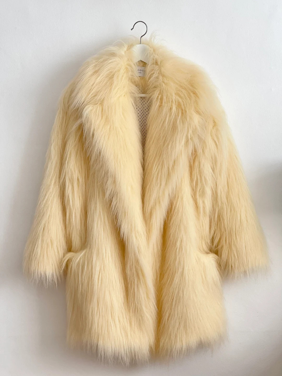 Carmel Shaggy Fur, Sand, Beige Fur Coat, Fluffy Jacket, Furry, 100% Polyester, Vegan, Faux Fur, O... | Etsy (CAD)