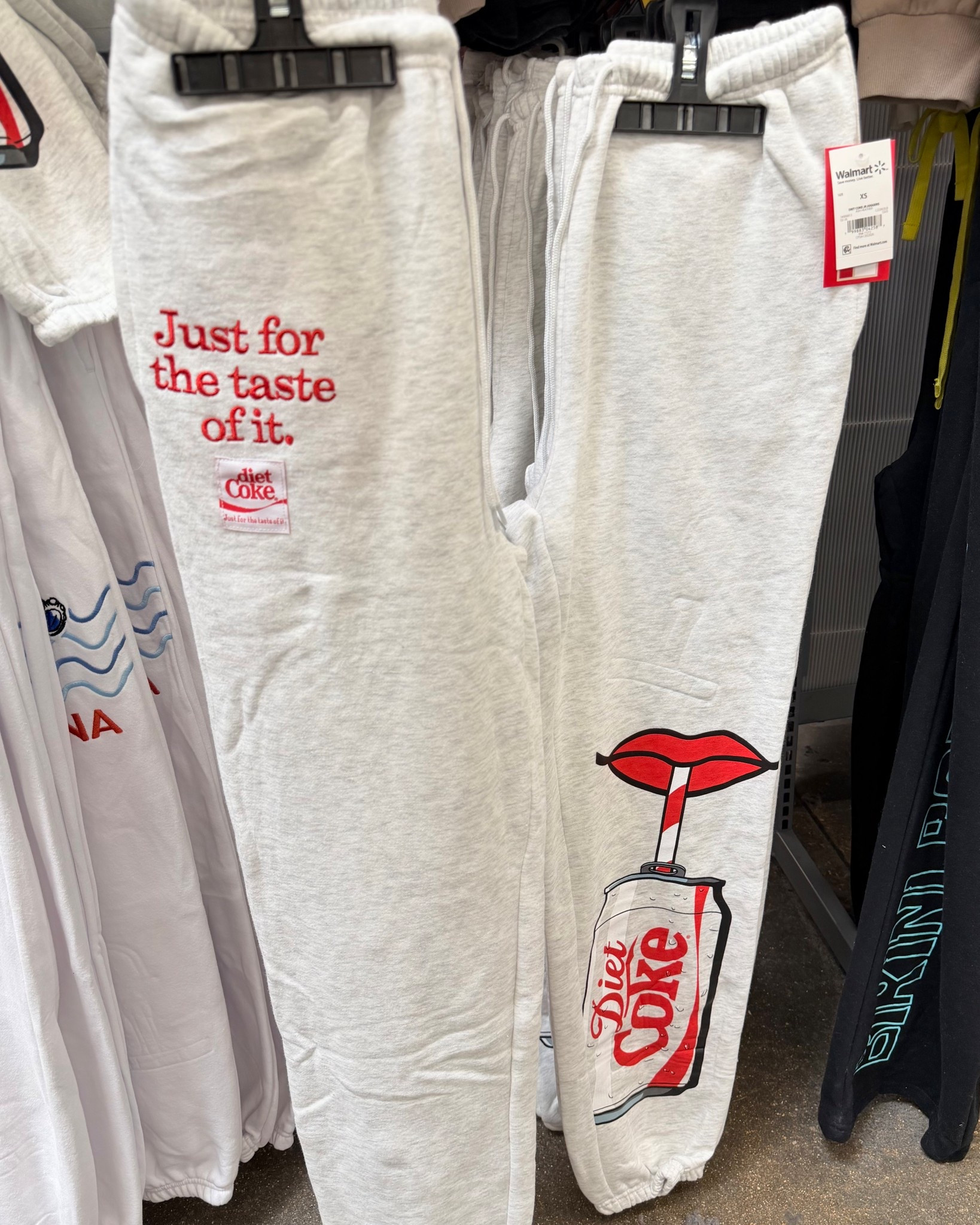 Walmart ✨ women’s diet coke sweatpants 

#LTKU #LTKootd #LTKSeasonal