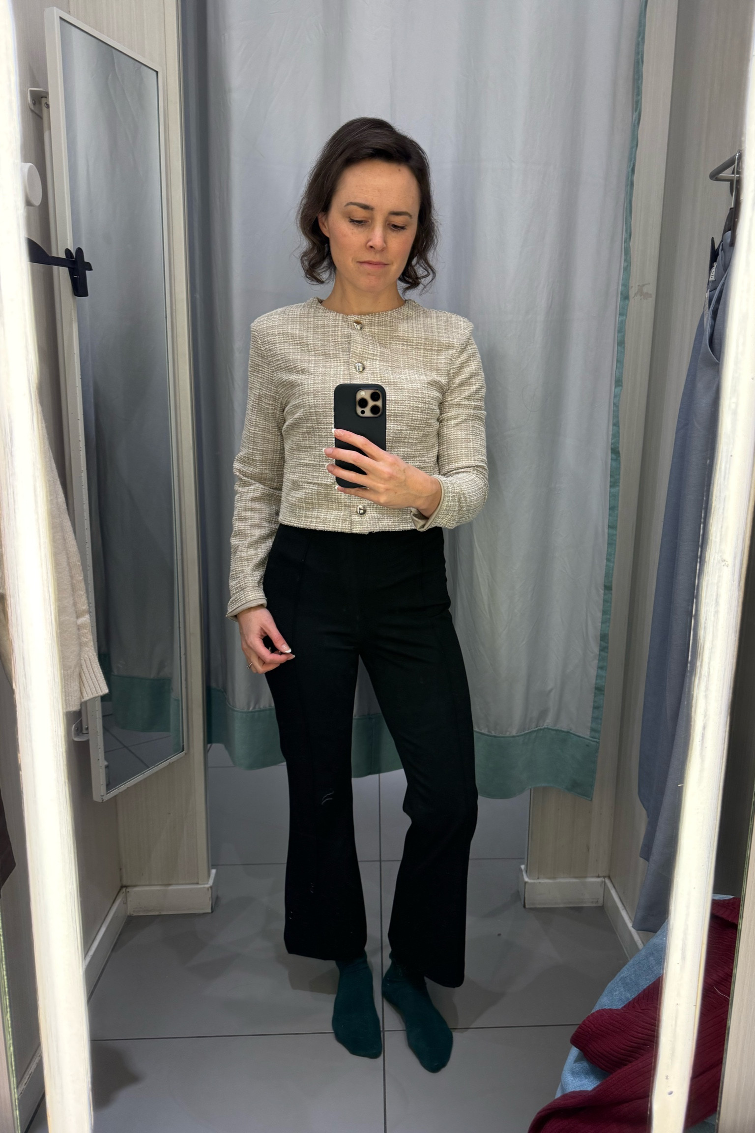 H & M business attire — my exact top is not listed that ai can find, so I linked the cream version. Likely, you could hunt down my exact style on their site, but I struggled . 🤪

#workwear #outfit #ootd



#LTKFindsUnder50 #LTKStyleTip #LTKWorkwear