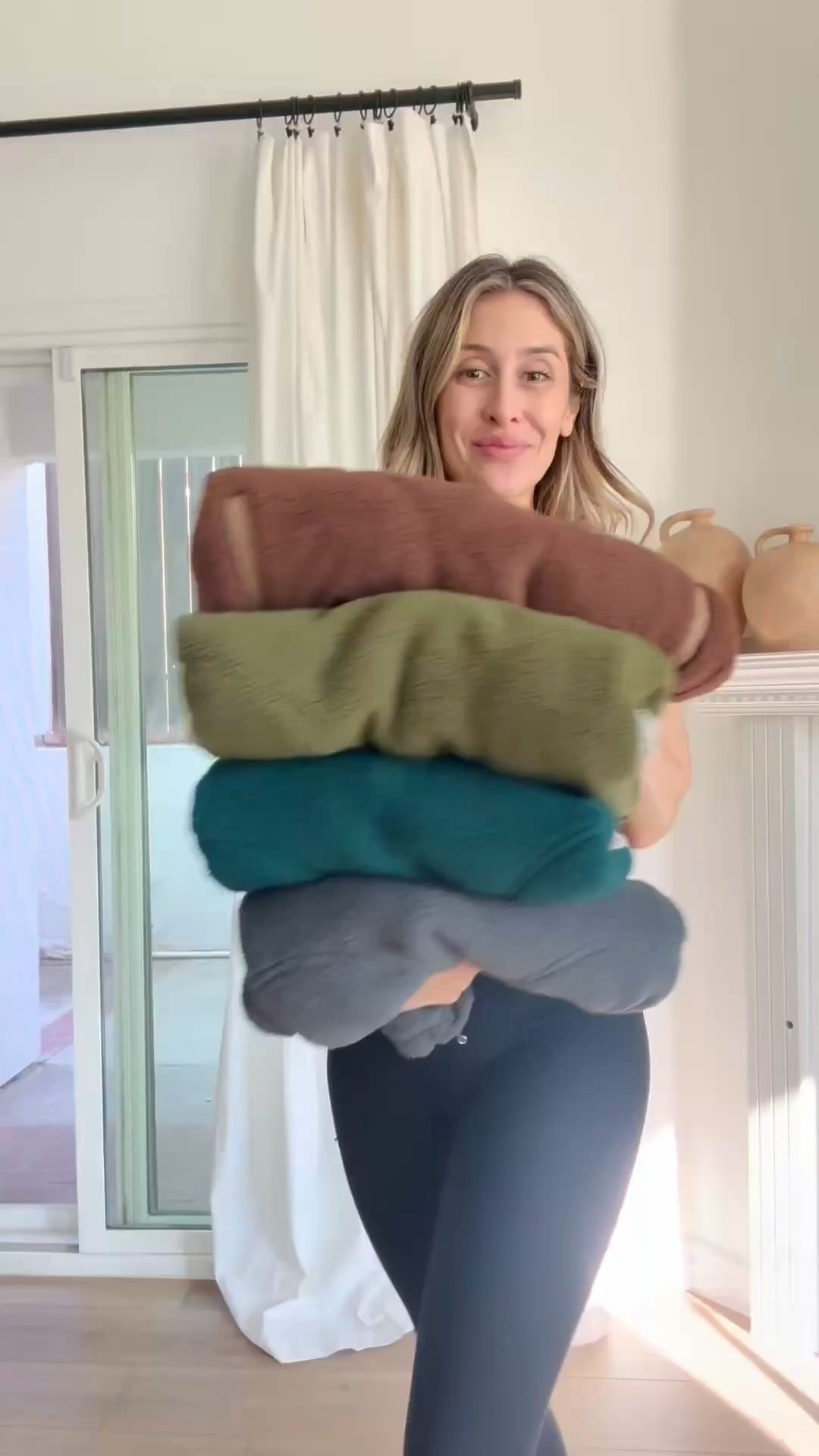 Amazon Half zip oversized Sherpa sweatshirt! 
Love these sweatshirts I’m in a size small 

#LTKFindsUnder50 #LTKSaleAlert #LTKFindsUnder100