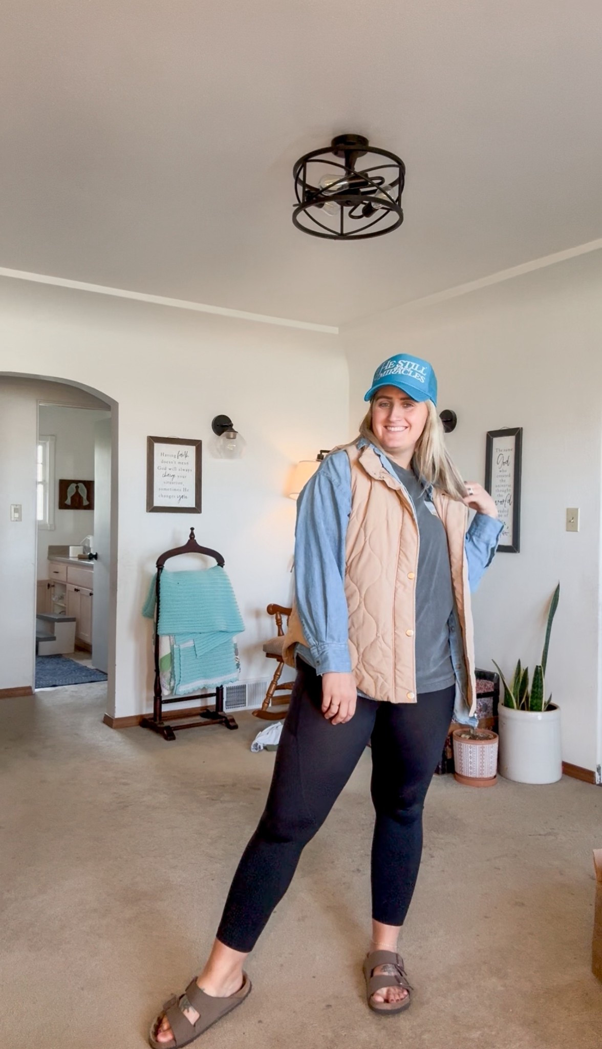 Cozy mom errands outfit 
Zyia leggings and beau and co hat and Tee

#LTKSeasonal #LTKFindsUnder50 #LTKMidsize