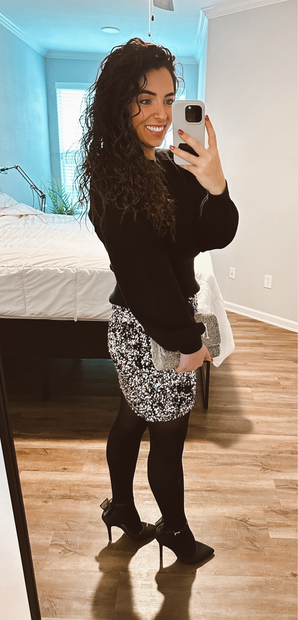 Winter holiday outfit ❄️ 

#LTKHoliday #LTKSeasonal #LTKMidsize