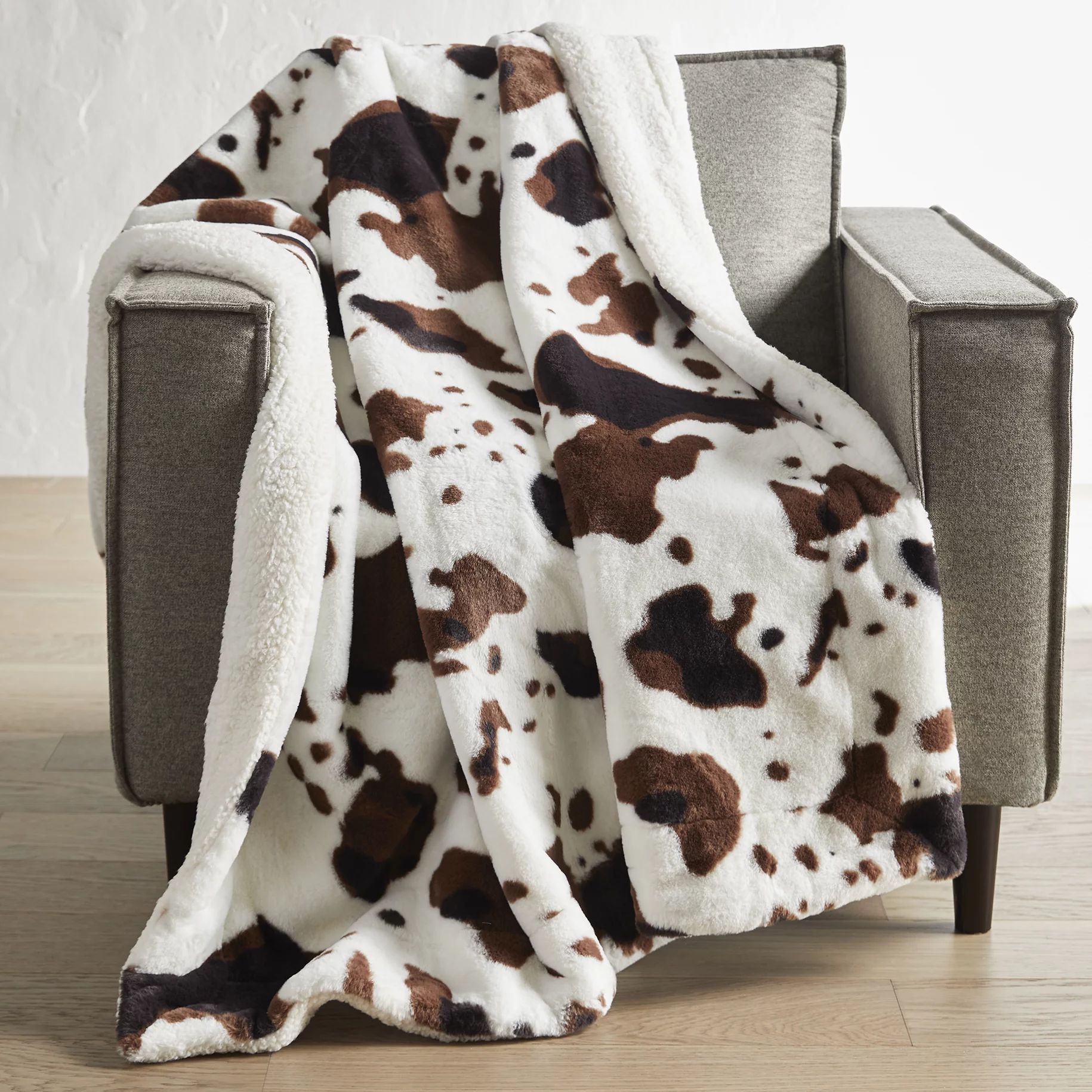 Better Homes & Gardens Cowhide Faux Rabbit Fur and Sherpa Throw Blanket, 50 x 60, Brown | Walmart (US)