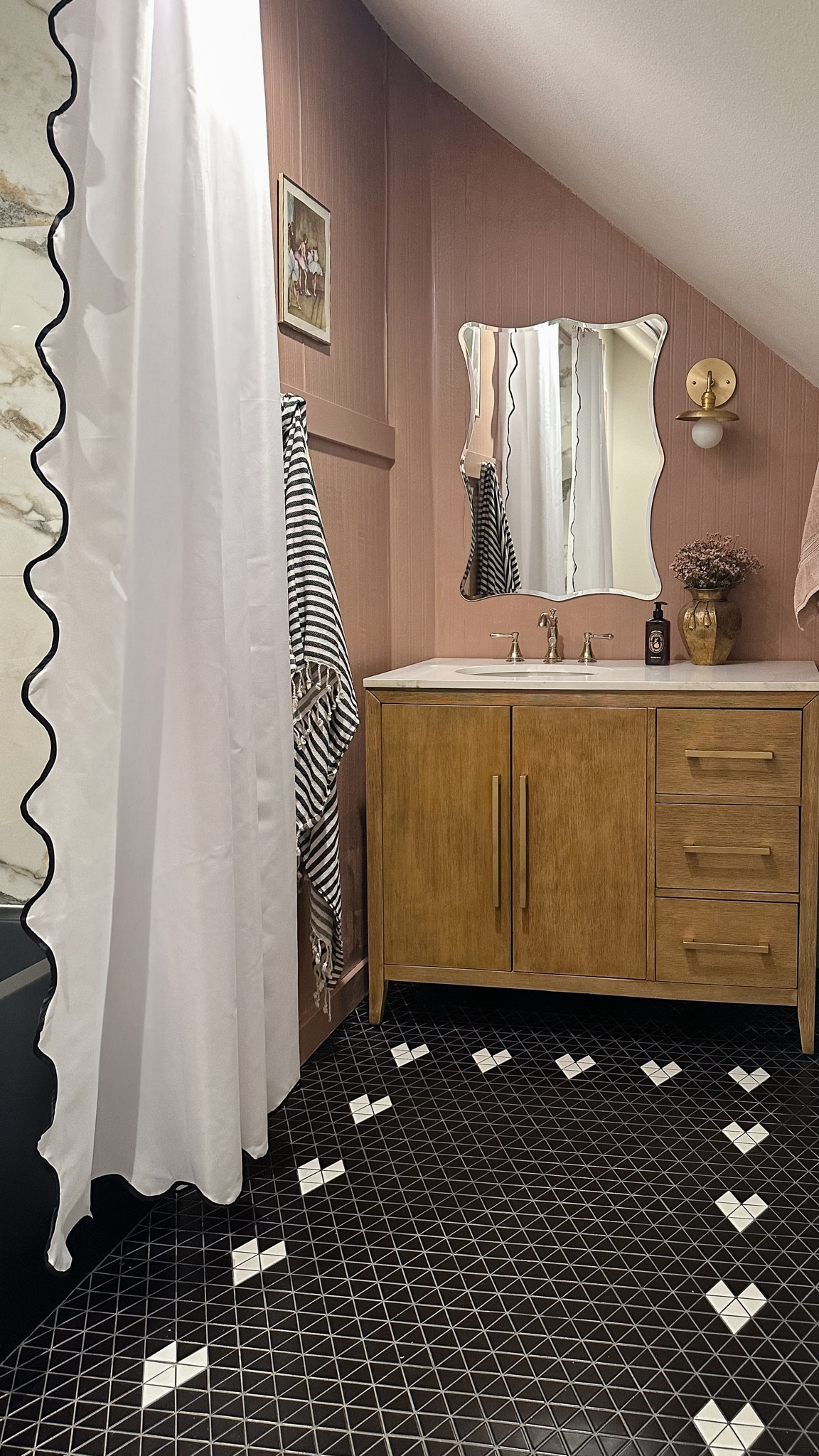 I pulled Merritt’s darling bathroom together with pieces I found on Wayfair! #wayfairpartner #wayfair #ad @wayfair

#LTKxWayfair 

#LTKHome