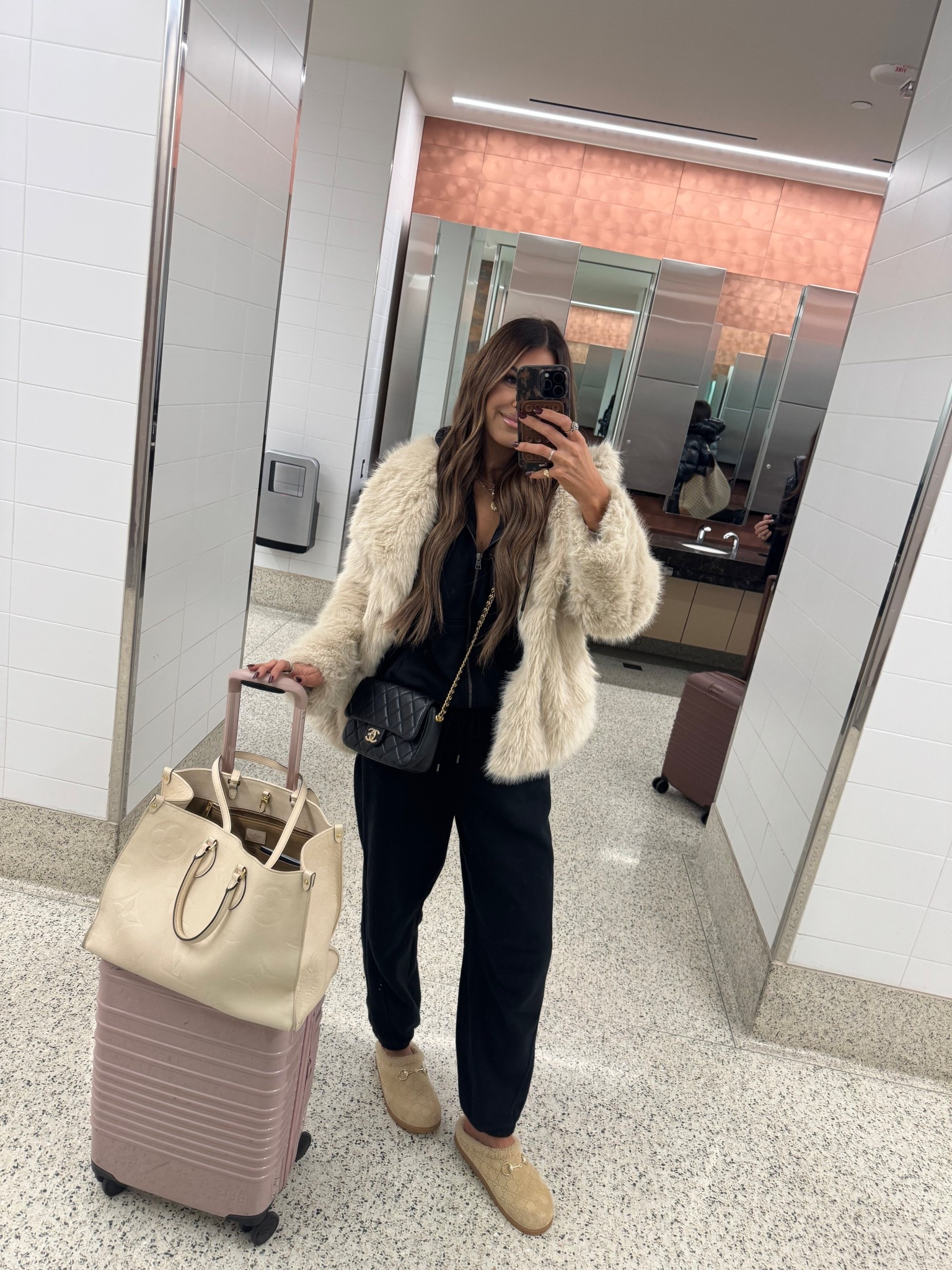 travel ootd! wearing a medium in everything 🫶🏼

#LTKSeasonal #LTKootd #LTKTravel