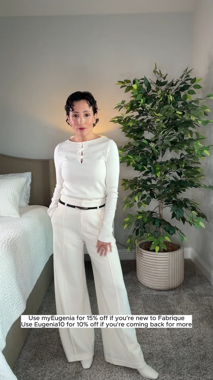 If you want luxury without luxury prices, Fabrique is the brand. The fabrics, the structure, the craftsmanship — it all feels expensive the moment you put it on. These pieces look and feel like designer, and they’re worth every penny. @Fabrique.Official
#Fabrique #Fabriquedesigners 
#Fabs #ad 
@Shop.LTK #liketkit