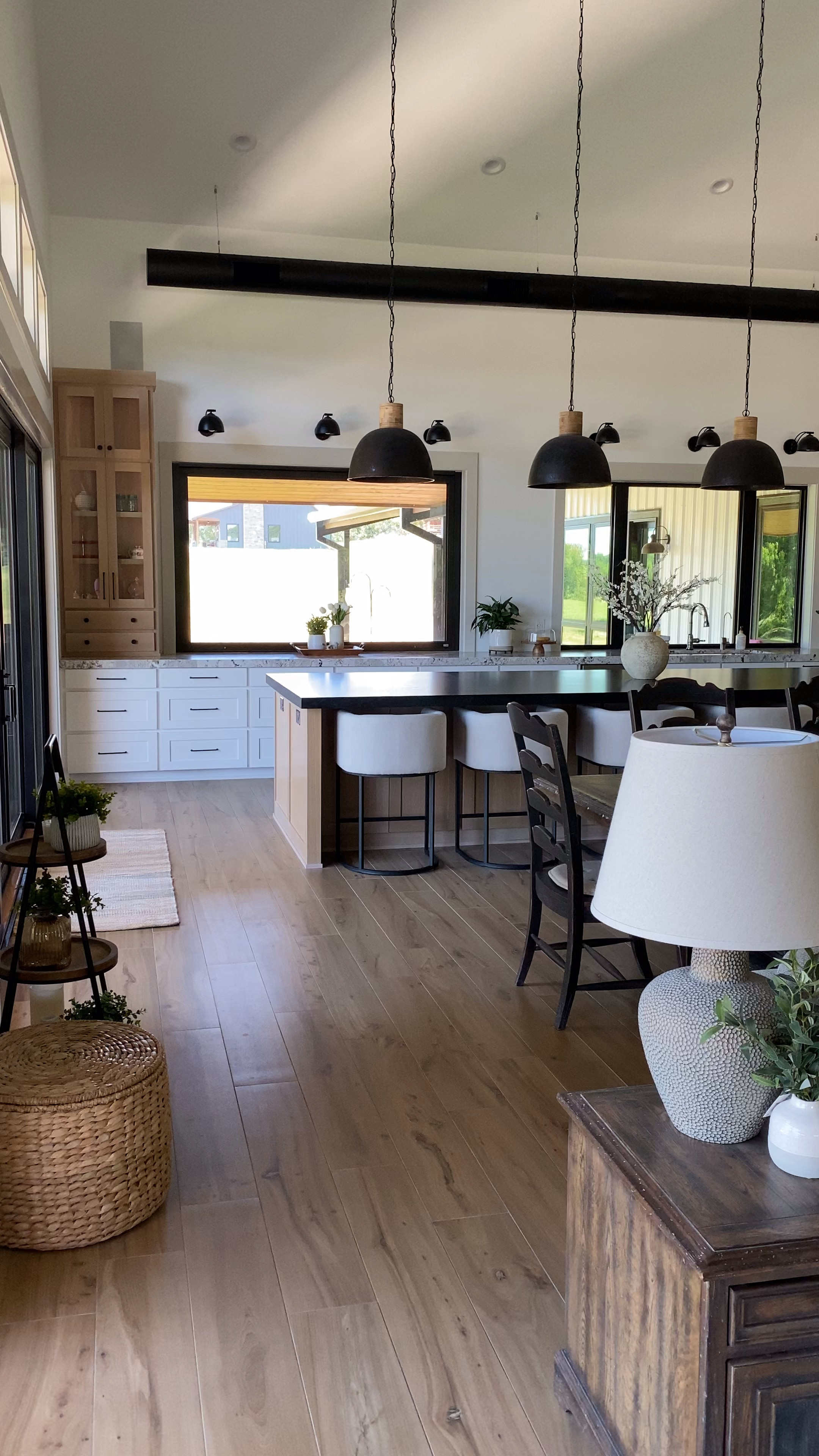Kitchen and living room decor 

#LTKHome #LTKVideo