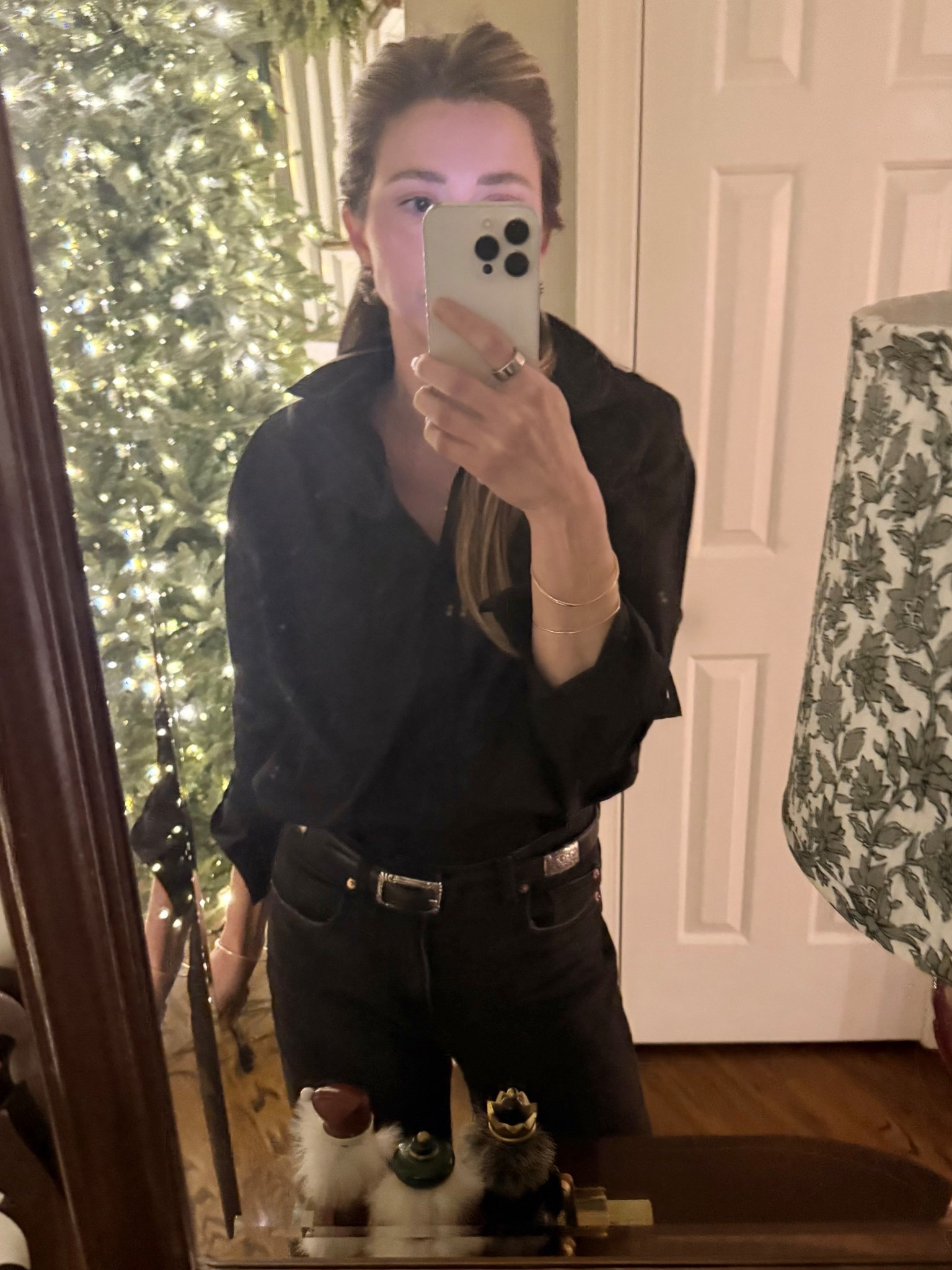 Julia Amory is still 30% off! Get a Carolyn! Tts, wearing a small. 