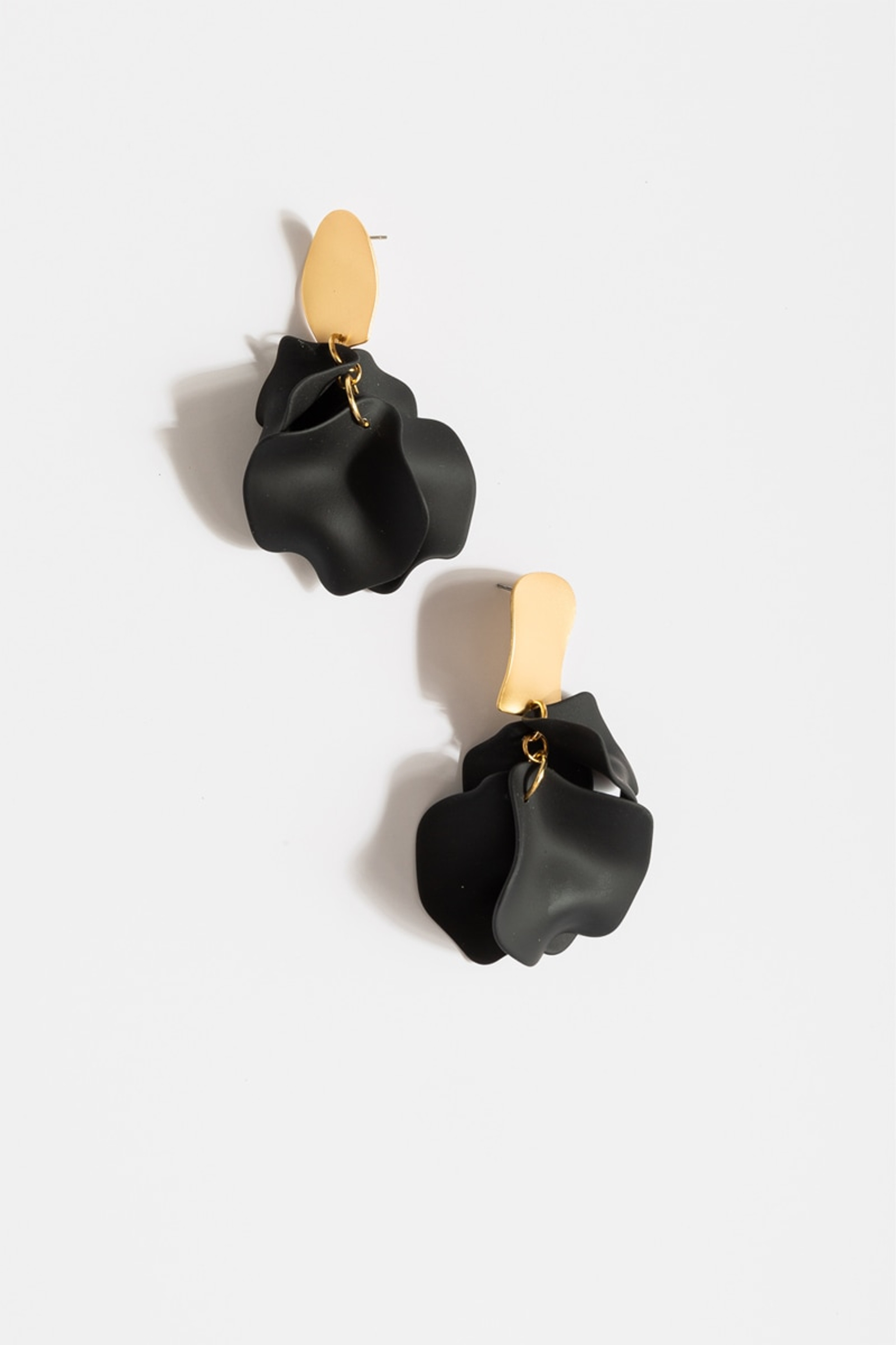 Rylie Abstract Drop Earrings | Francesca's
