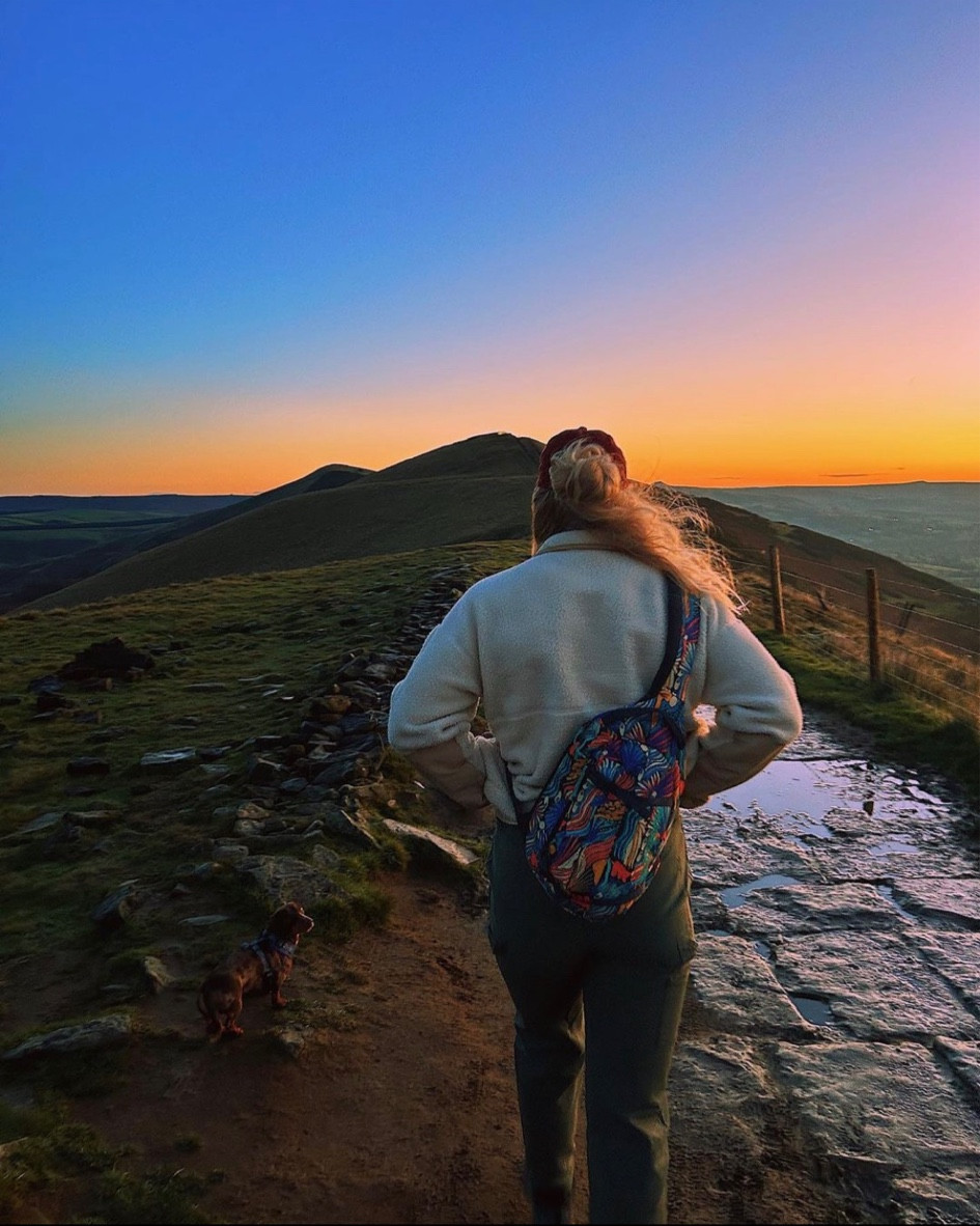 Sunrise hike! Get outdoors and bundle up with these outdoorsy accessories.