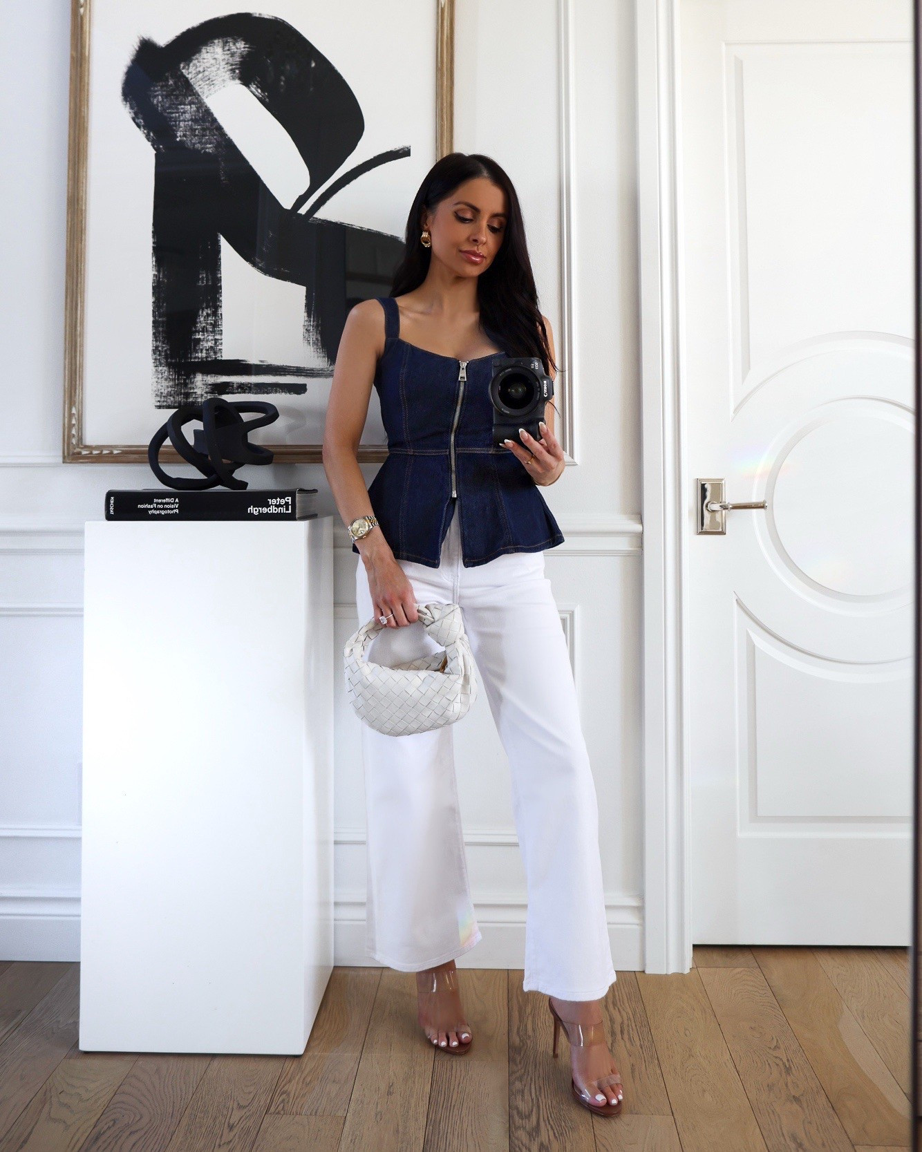 Saks Friends & Family! 25% OFF* New Arrivals, 20% OFF* Select Jewelry! Valid 3/18-3/25
Denim corset top wearing an XS
White jeans wearing a 24



#LTKSaleAlert #LTKPetite #LTKStyleTip