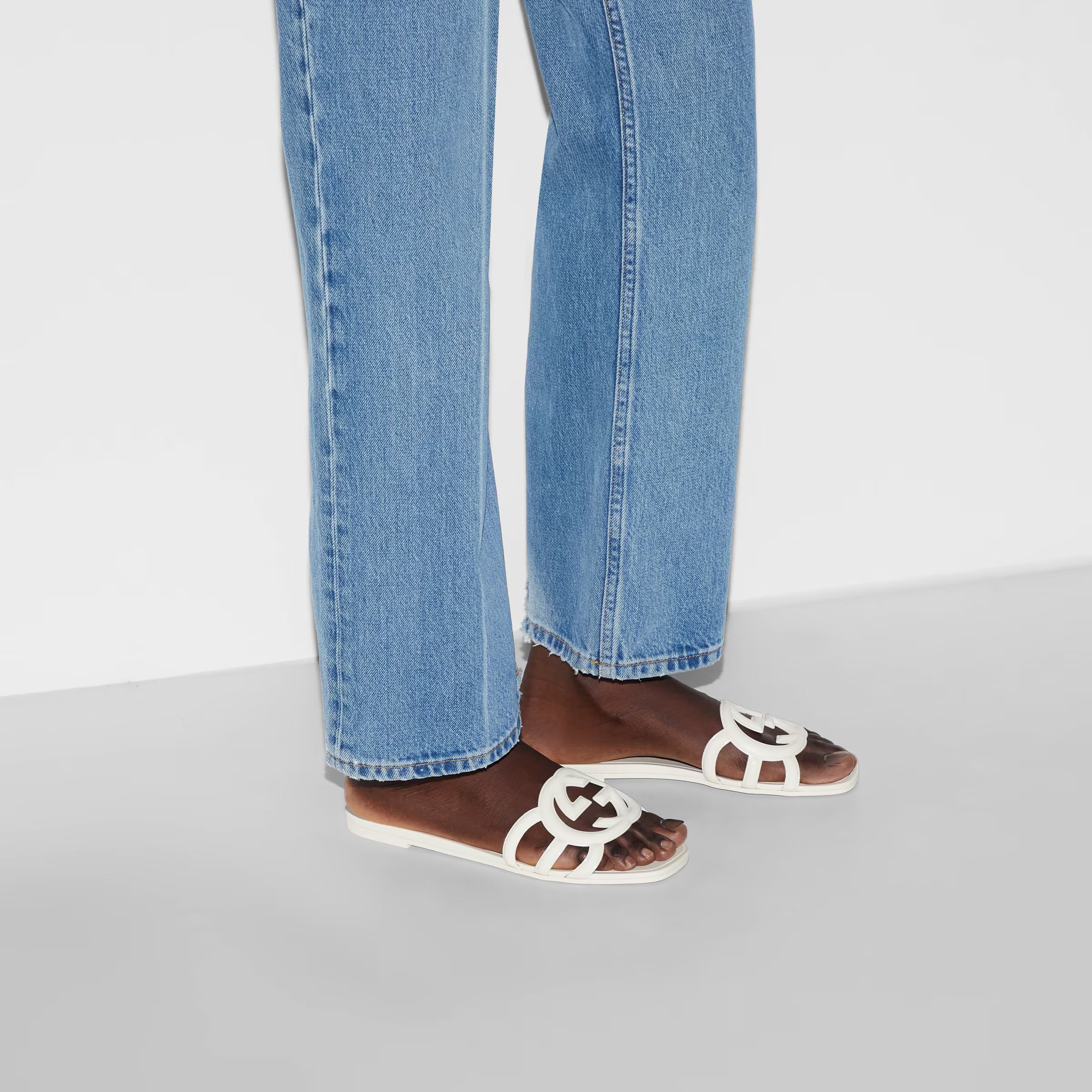 Gucci Women's Interlocking G slide sandal | Gucci (US)