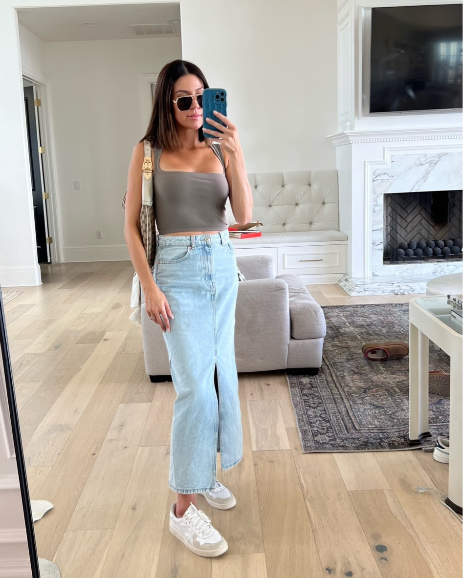 Date night outfit 🤎 this top is so flattering, I have it in a few colors. It’s under $20!

Fall outfit; date night outfit; fall style; mom style; denim skirt; denim slit skirt; amazon fashion; mango; Christine Andrew 

#LTKSeasonal #LTKfindsunder50 #LTKstyletip