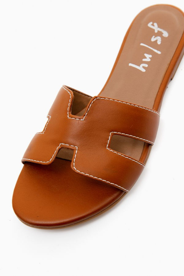 Exclusive Cognac Leather Alibi Sandals | Tuckernuck (US)