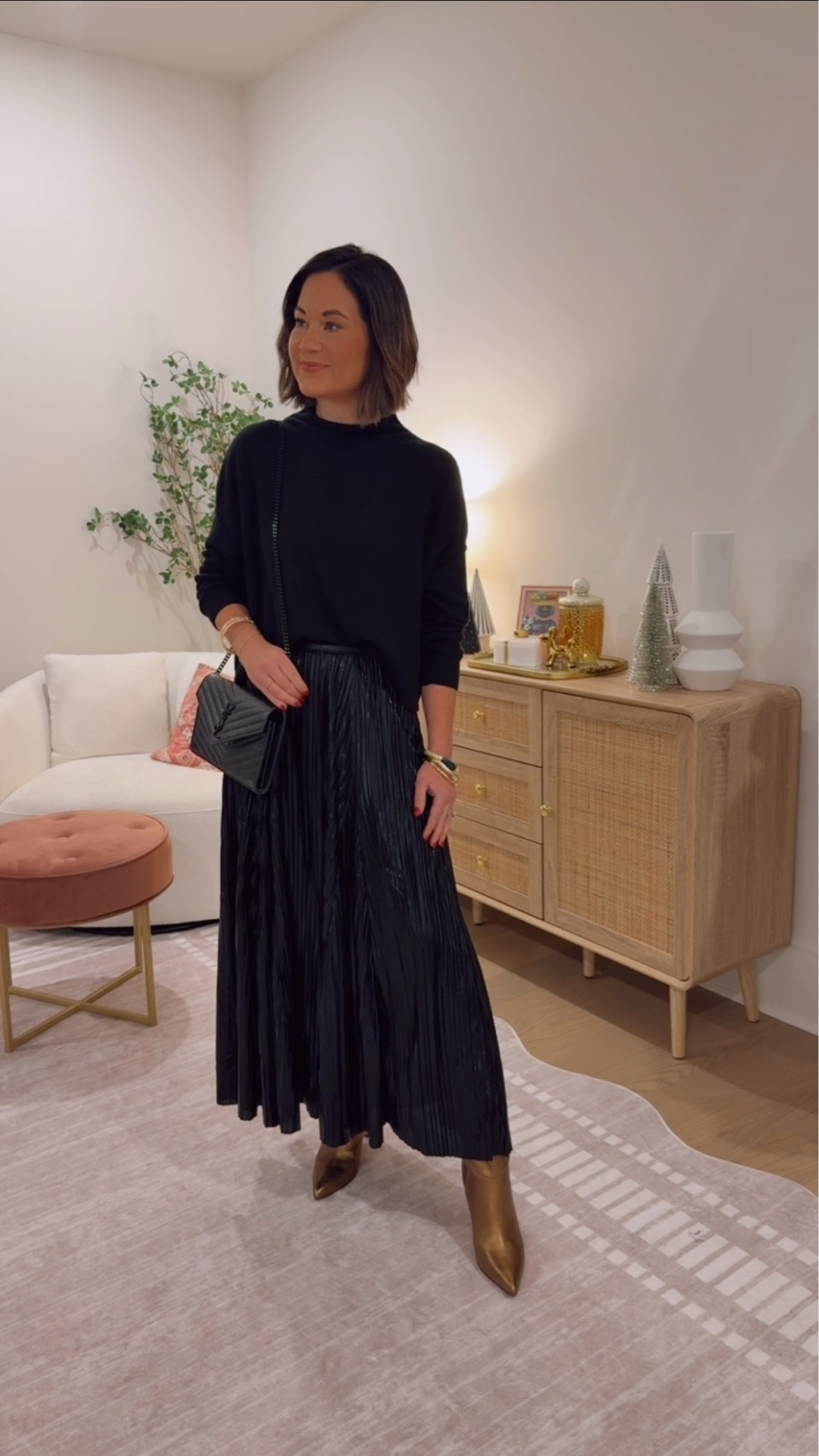 I don’t know about you but the older I get the more I want to be extremely comfortable at any occasion, even when it means dressing up! Here’s a little bit of holiday outfit inspo for you! Everything linked here - wearing xs - you can use code bestyled15 for 15% off at Inez 
Holiday outfit ideas / style over 40 / holiday party outfit 

#LTKHoliday #LTKootd #LTKgrwm