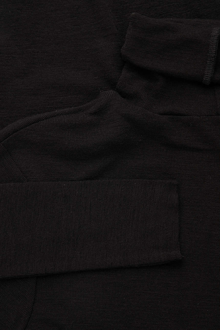 FINE ROLL-NECK WOOL TOP | COS UK