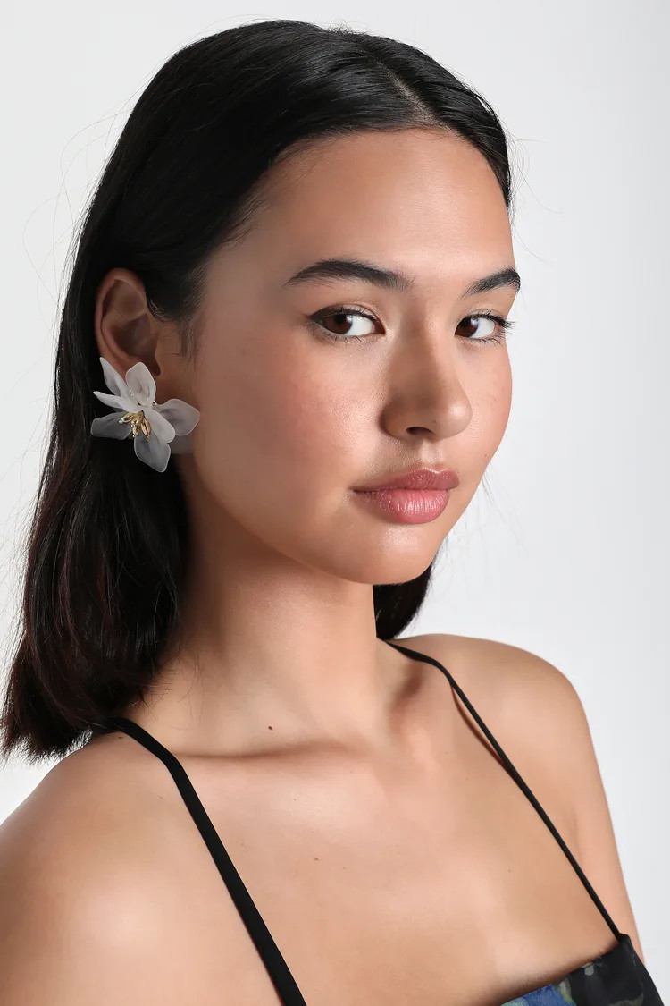 Blissful Blooming White and Gold Flower Statement Earrings | Lulus