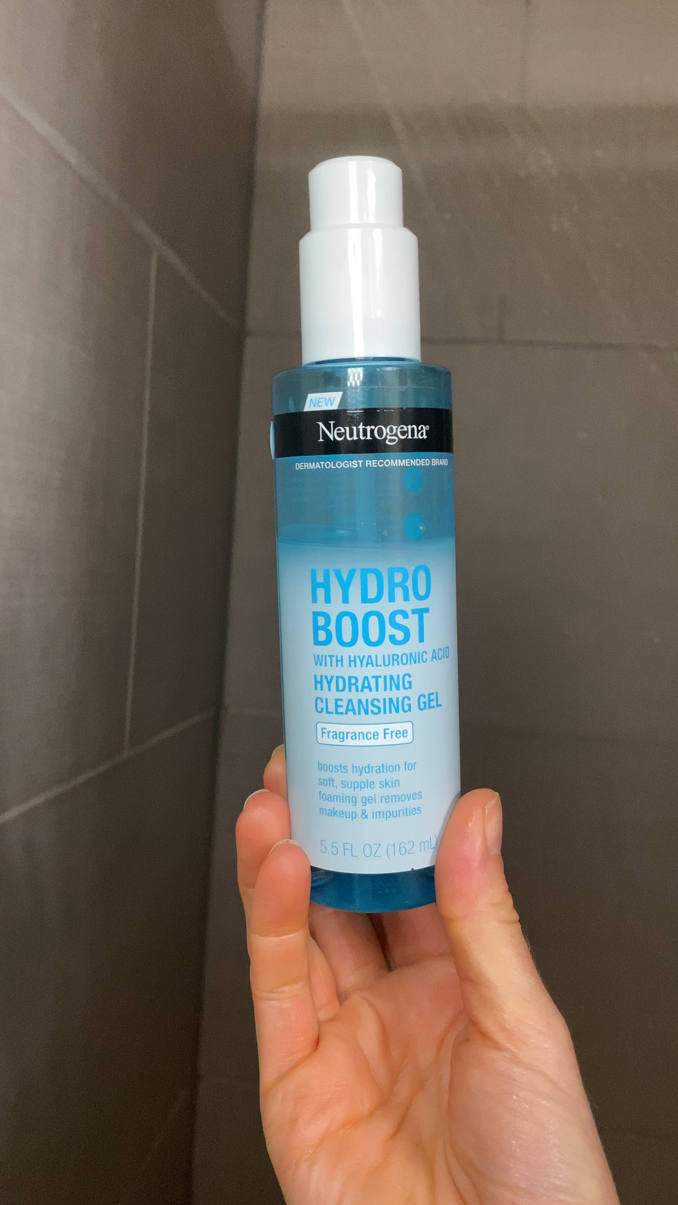 Neutrogena Hydro Boost Fragrance-Free Hydrating Cleansing Gel