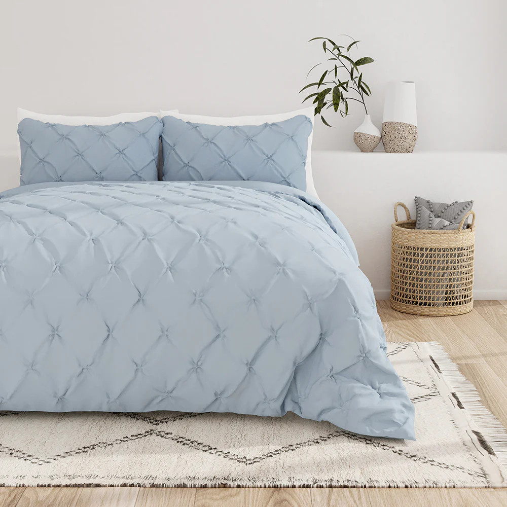 Pinch-Pleat 3-Piece Duvet Cover Set | Linens and Hutch