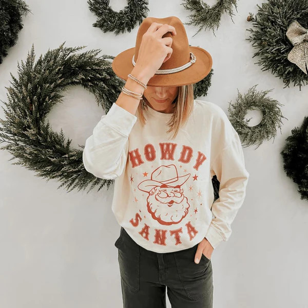 Howdy Santa Sweatshirt | Mountain Moverz