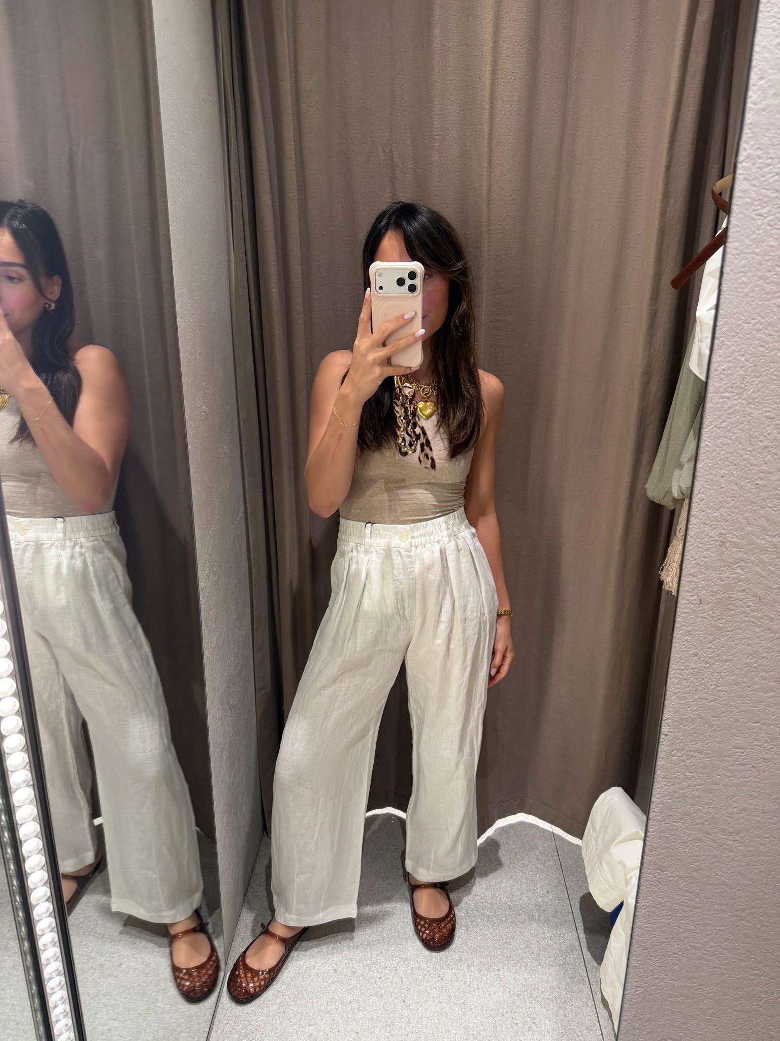 This top is so cute and def a basic you can use with so many things!! These pants are the most lightweight linen pants!! Love them

#LTKPetite