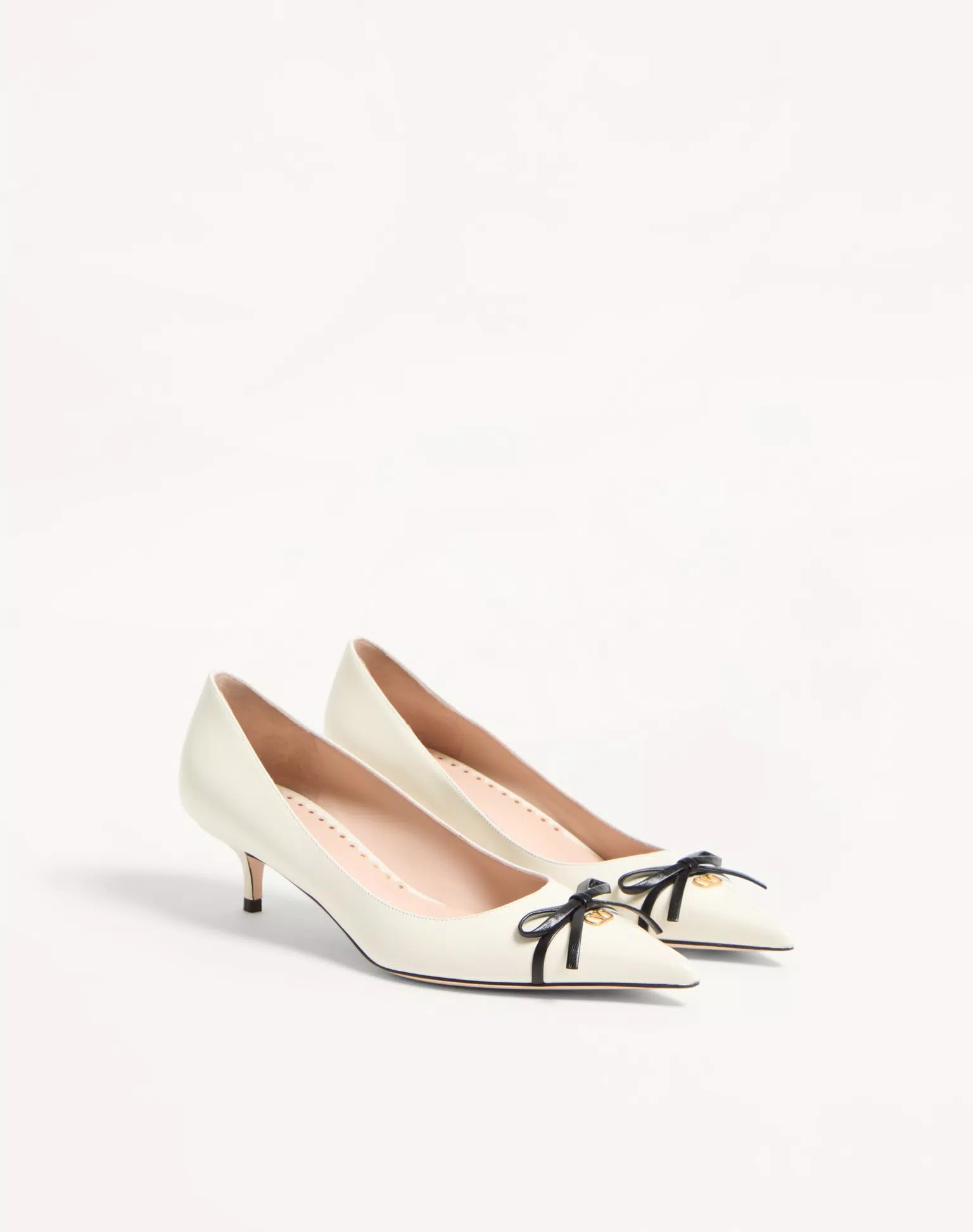 Bepointy Pump In Patent Leather And Kidskin 45Mm | Valentino