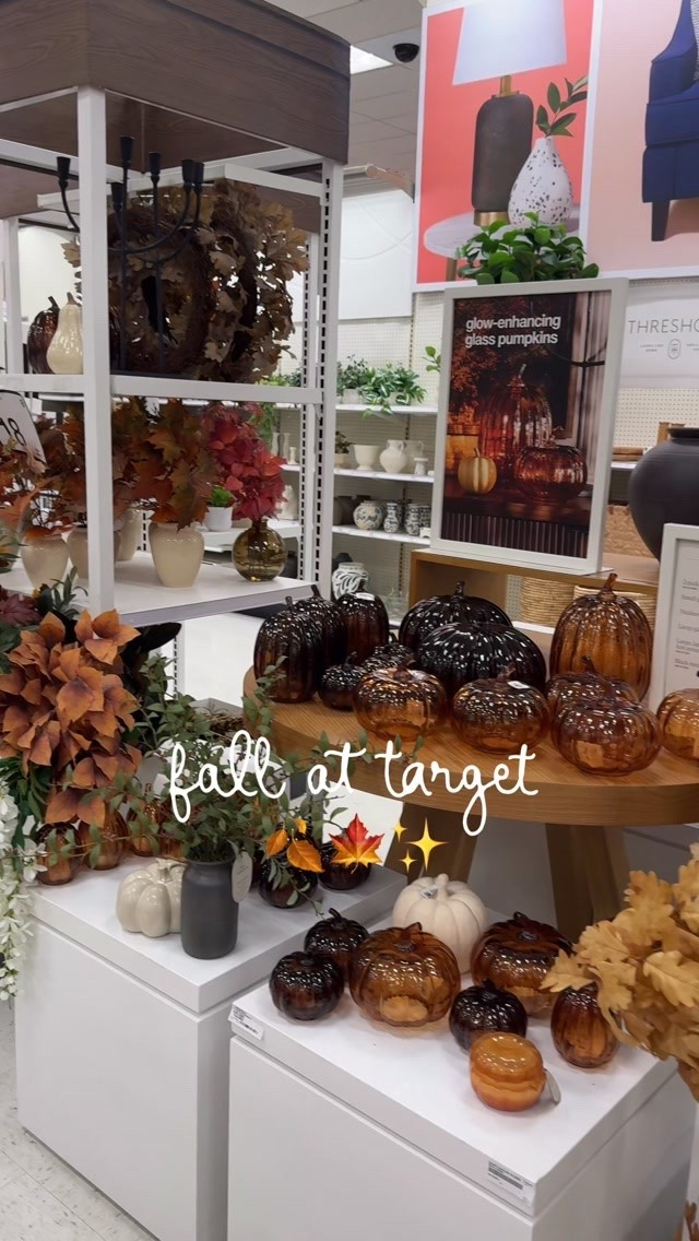 Fall at Target 🍁🍂😍🎃 I always love the glass pumpkins and candles this time of year! Follow + comment “SHOP” for a link! (make sure you’re following to receive it) ✨ & if you love Holiday finds and gift ideas, follow along for more! 

#Targetpartner #ltk  #targetstyle #shoppingvlog #newattarget