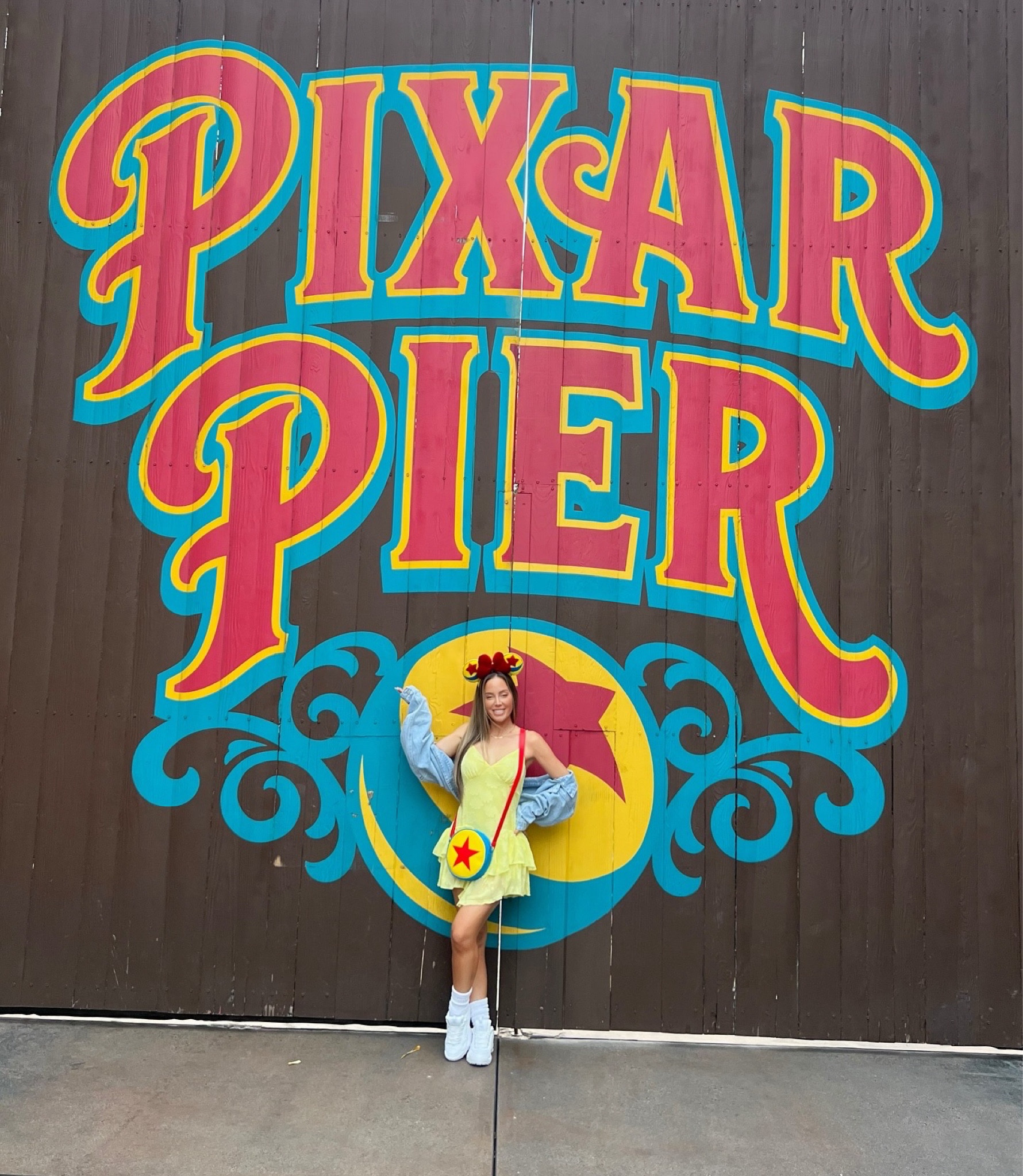 Another day, another Disney outfit! #disneyland #disneyfashion #disneymom #disneyfamily

#LTKFamily #LTKTravel #LTKFindsUnder50