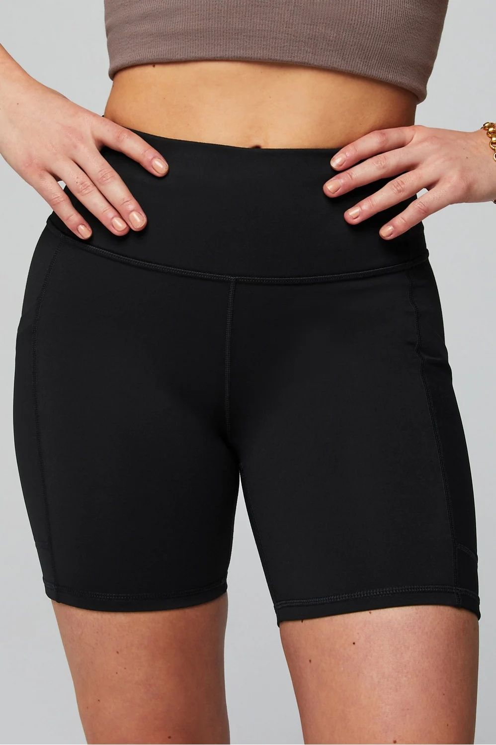 On-The-Go PowerHold® High-Waisted 6'' Short | Fabletics - North America