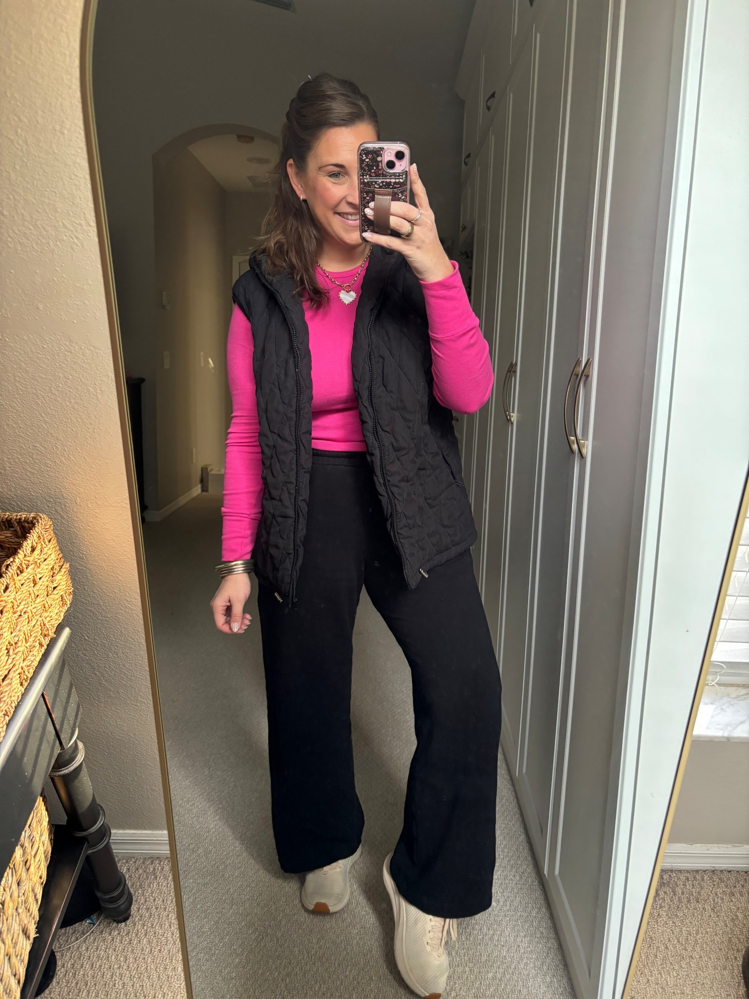 Soccer mom fit- casual and comfy outfit! 🩷

Casual winter fashion 

#LTKmomlife #LTKSaleAlert #LTKootd