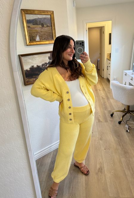 Yellow💛💛 the color of the season!! I own this set in a couple different colors and it’s one of my faves! 

Wearing a size small at 34 weeks pregnant- it’s finally starting to feel a little snug in the bump area! 


Lounge outfit, travel outfit, lounge set, free people sets, free people fashion, loungewear set, maternity, petite 

#LTKStyleTip #LTKSeasonal #LTKFindsUnder100