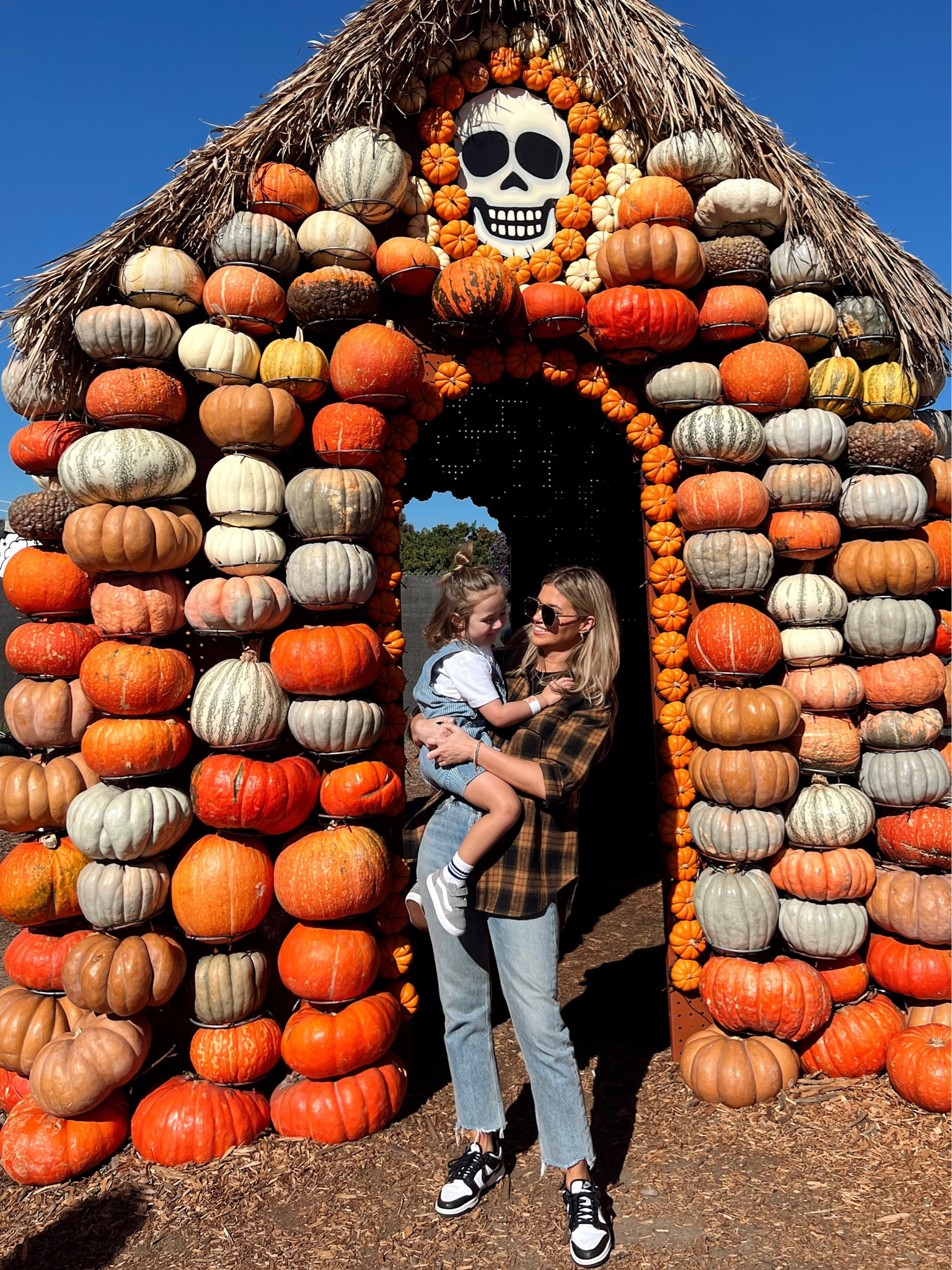 Wearing size 26 denim runs TTS
Size small flannel - Code AMBERSAVE20 