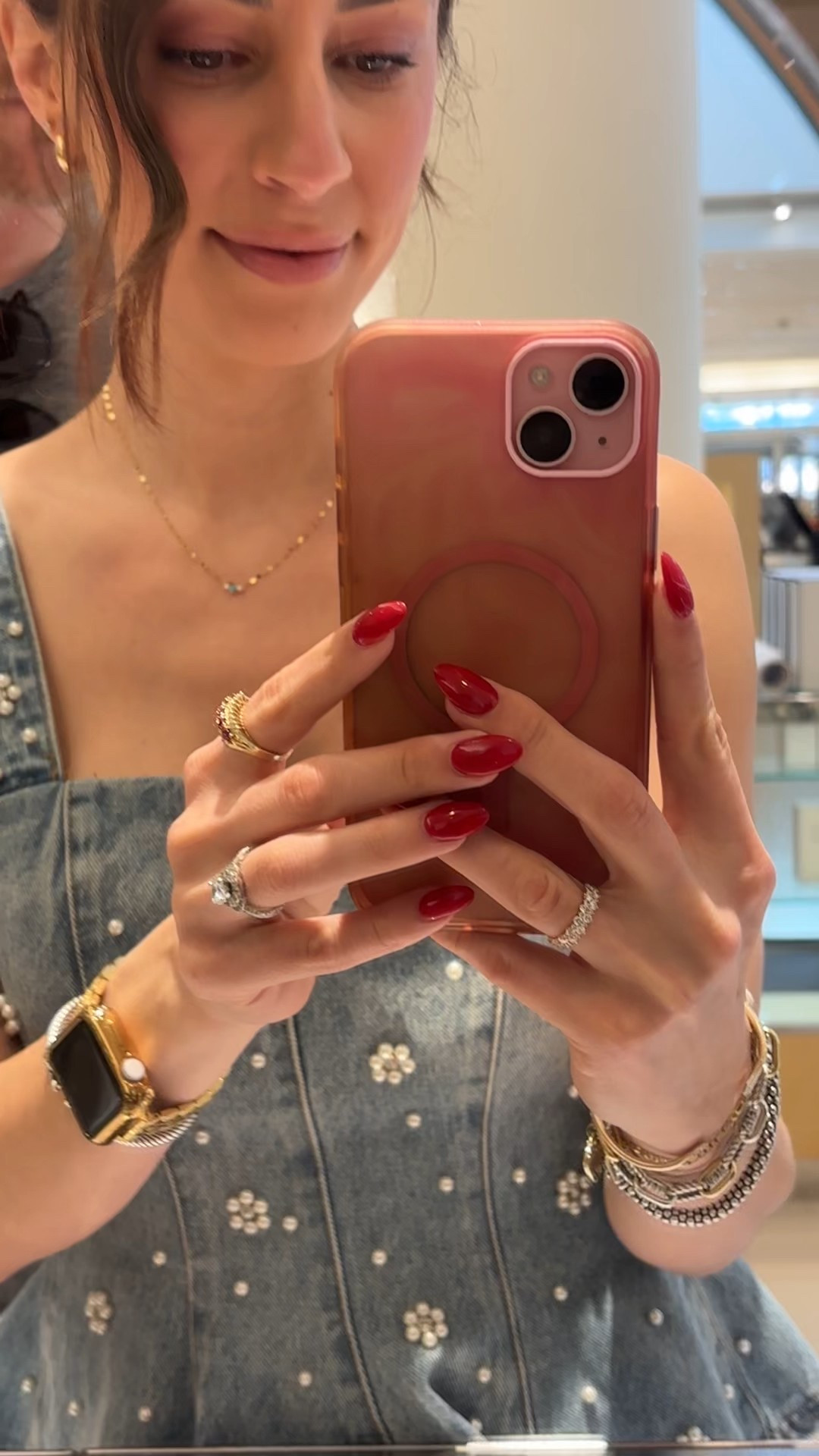 The most stunnnning necklace 