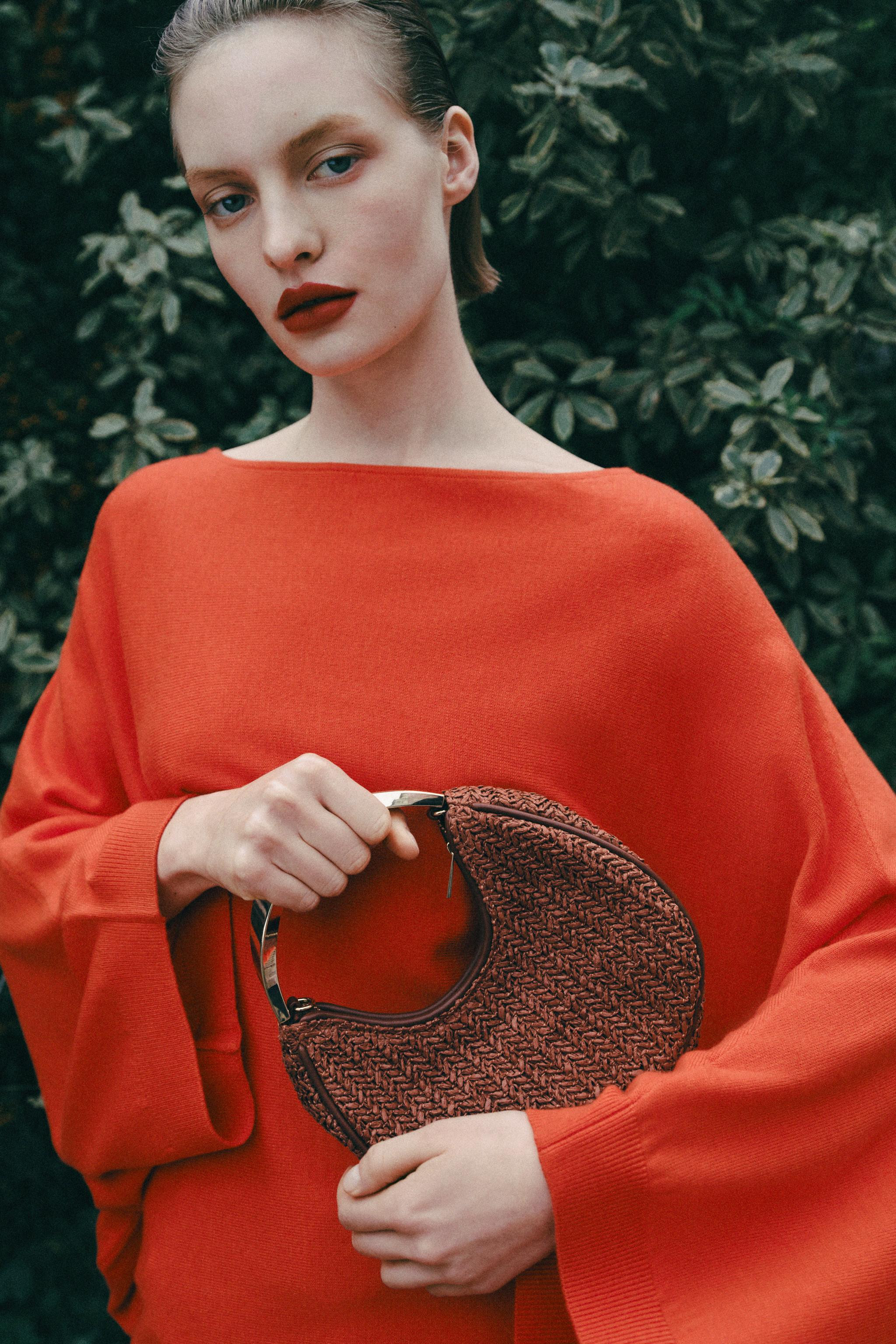 BAG WITH METALLIC HANDLE DETAIL | Zara US