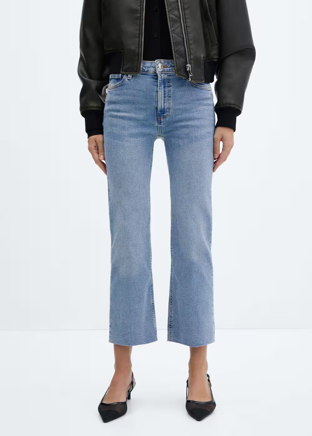 Crop flared jeans | MANGO (US)