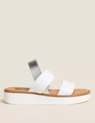 Sandalen met dikke zool en enkelbandje | Marks and Spencer Benelux