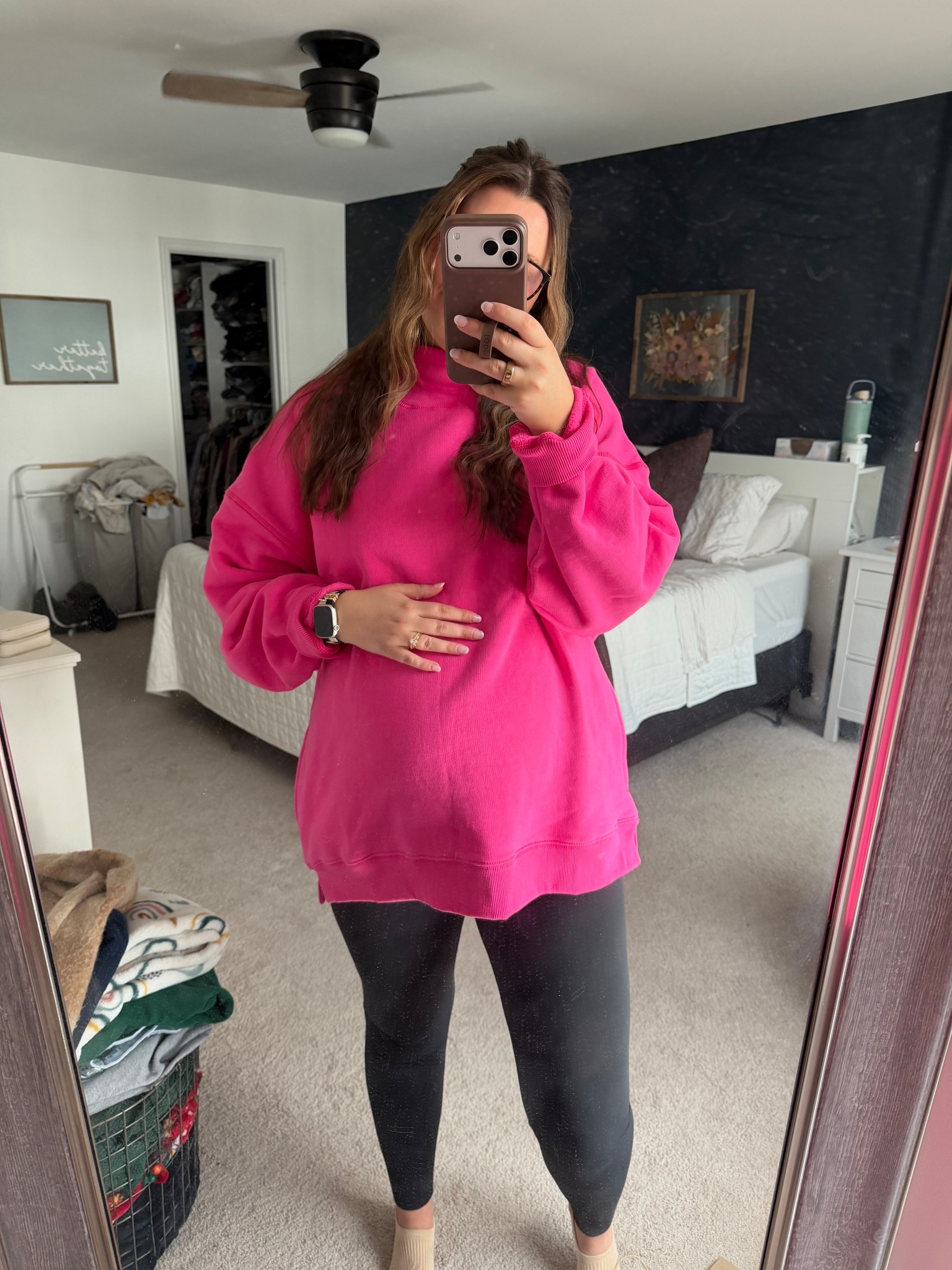 Obsessed with this pink mockneck 🩷
Mockneck: medium
Leggings: medium

#LTKActive #LTKTall #LTKBump