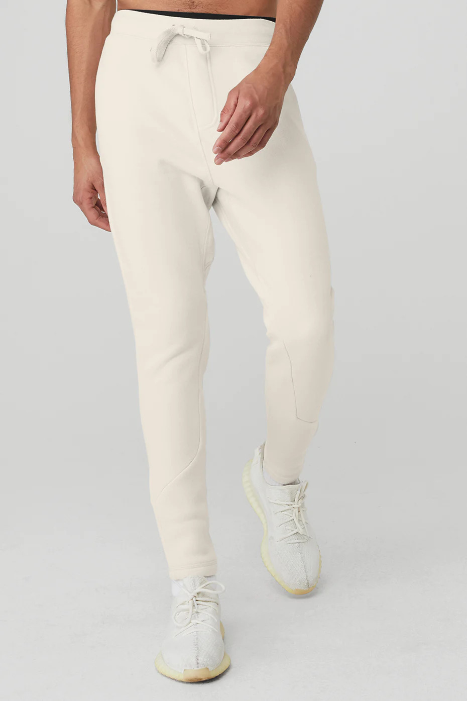 Alo YogaÂ® | The Triumph Sweatpant in Bone Beige, Size: Large | Alo Yoga (US)