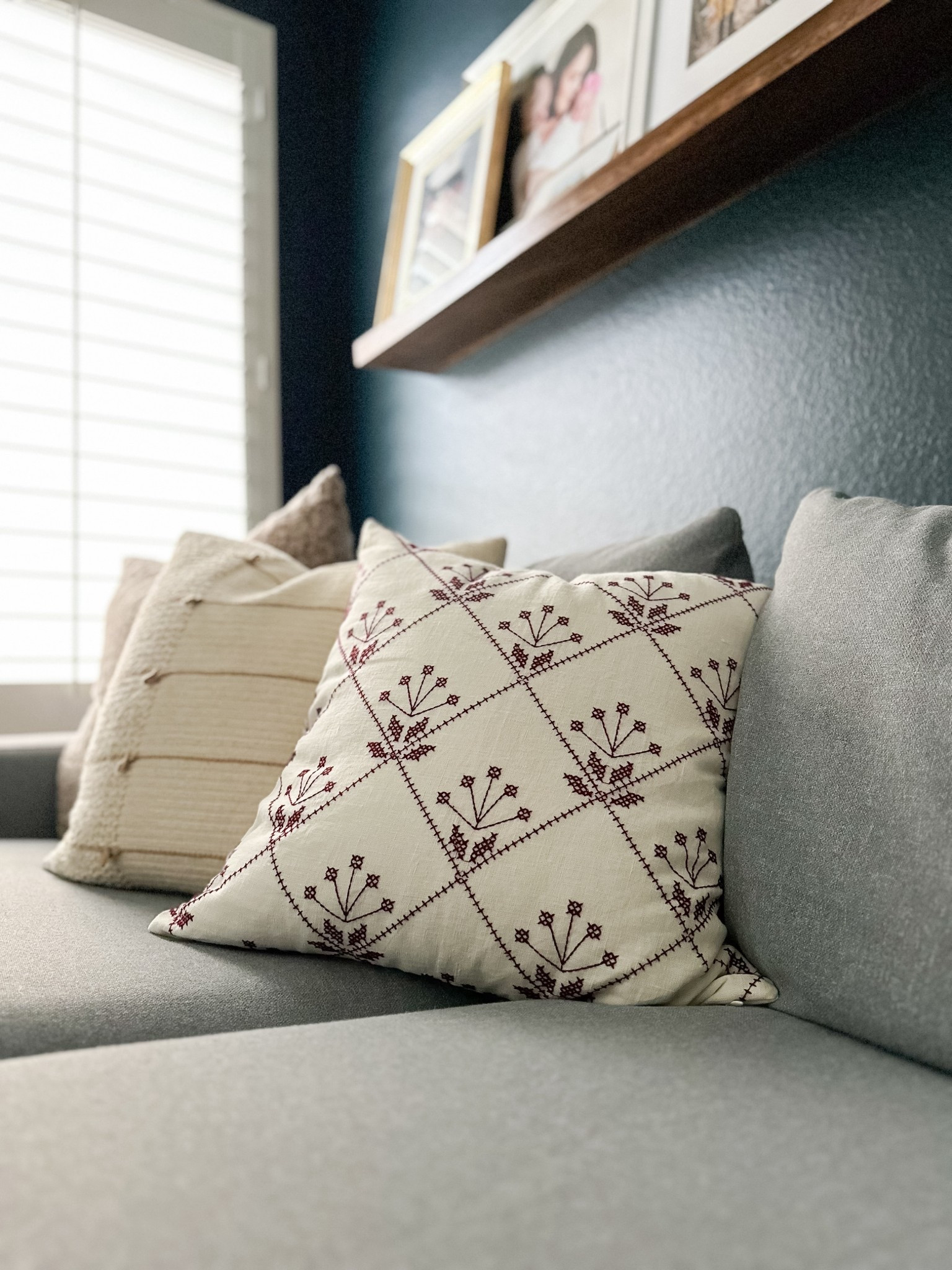 Holiday pillow cover 70% off! 

#LTKHome #LTKSaleAlert #LTKHoliday