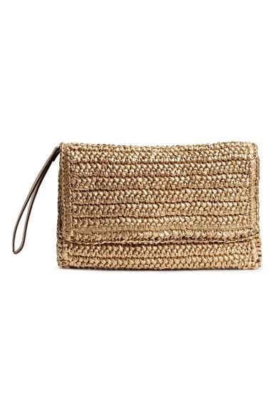 Straw clutch bag | H&M (UK, MY, IN, SG, PH, TW, HK)