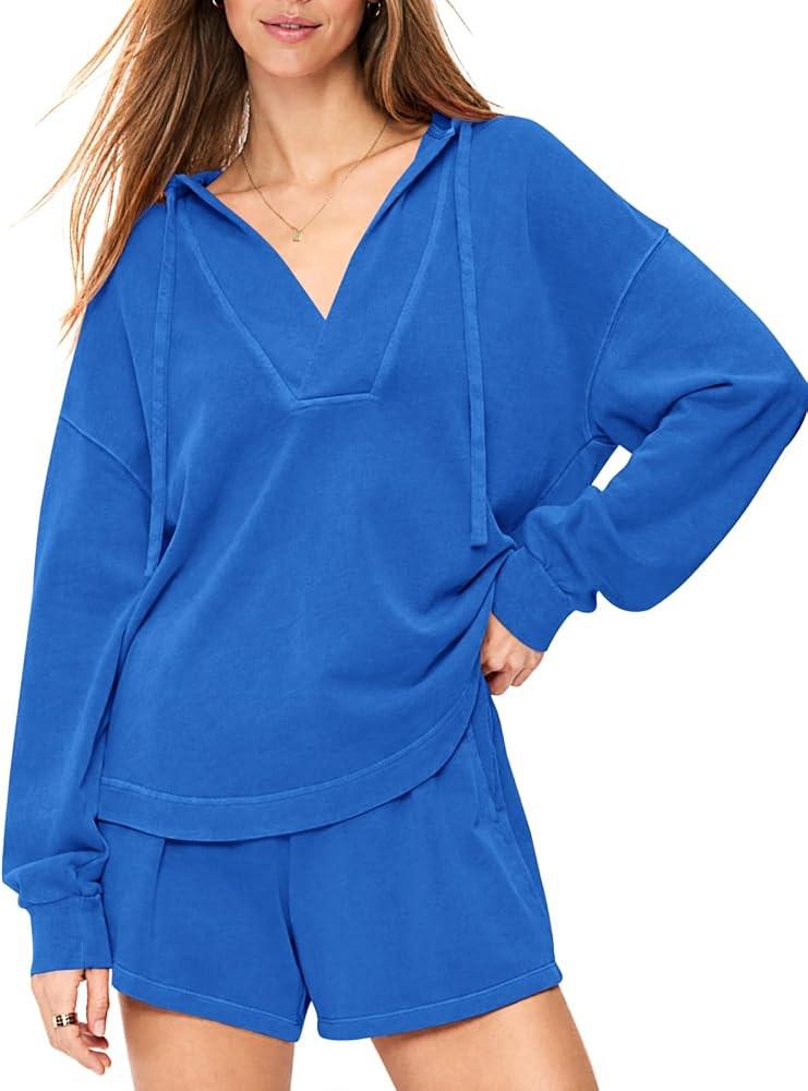 Fisoew Womens 2 Piece Lounge Matching Sets Hoodies and Shorts Sweatsuits | Amazon (US)