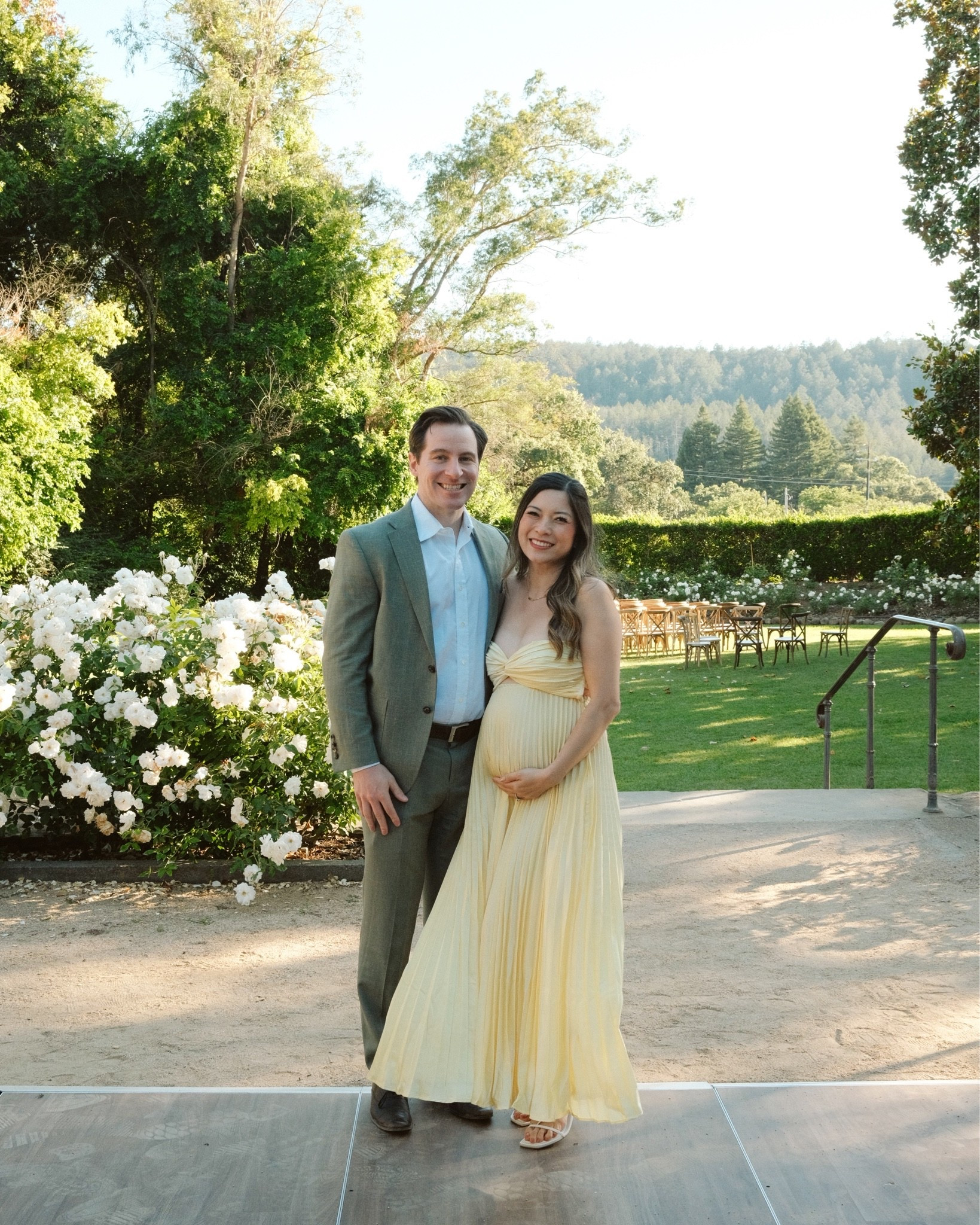 Perfect butter yellow wedding guest dress comes in other colors & bump friendly

#LTKBump #LTKWedding