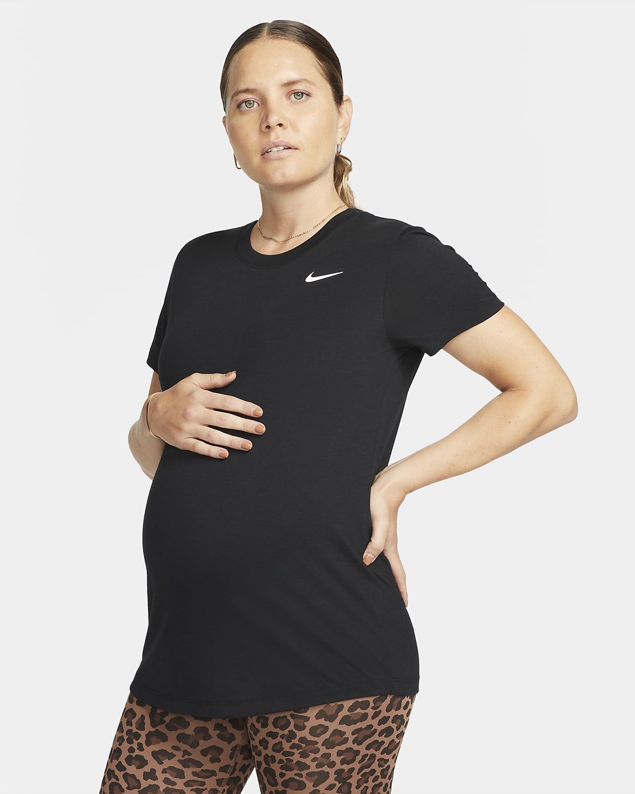 Nike Dri-FIT (M) Women's Maternity T-Shirt. Nike.com | Nike (US)