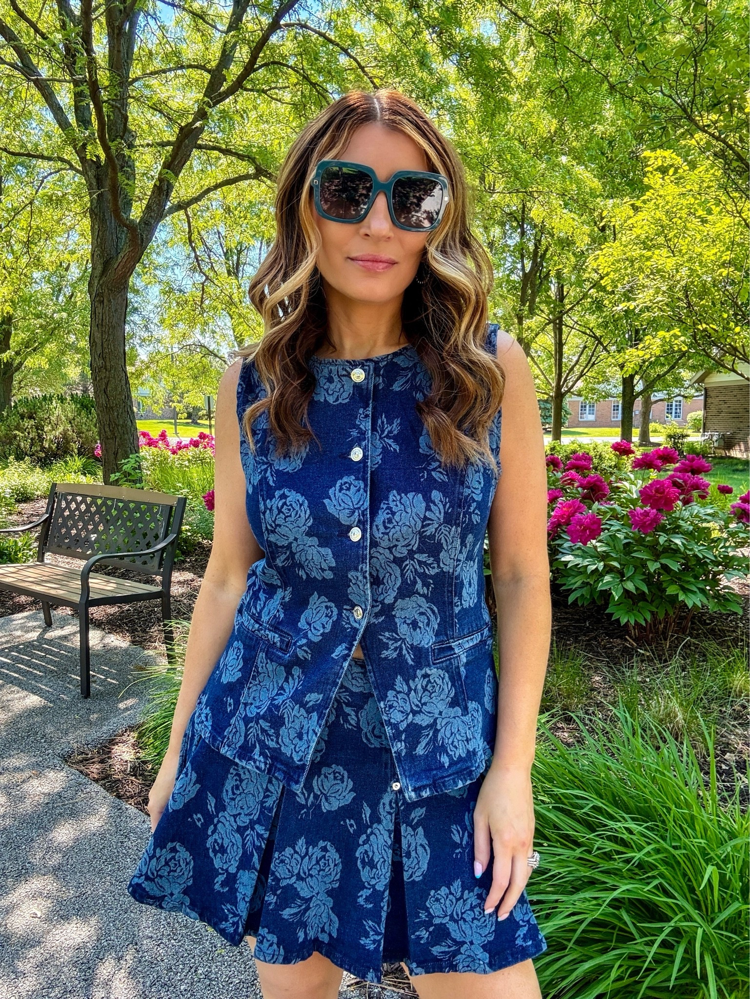 Last nights date night outfit! Steve Madden floral print denim two piece set

Vest (size small)
Skort (size 2)
DKNY Jelly sandals 
Melinda Maria hoop earrings 

Summer outfit, sale finds, skort set, easy outfit, vacation outfit, date night outfit, brunch outfit

#LTKSaleAlert #LTKootd #LTKSeasonal